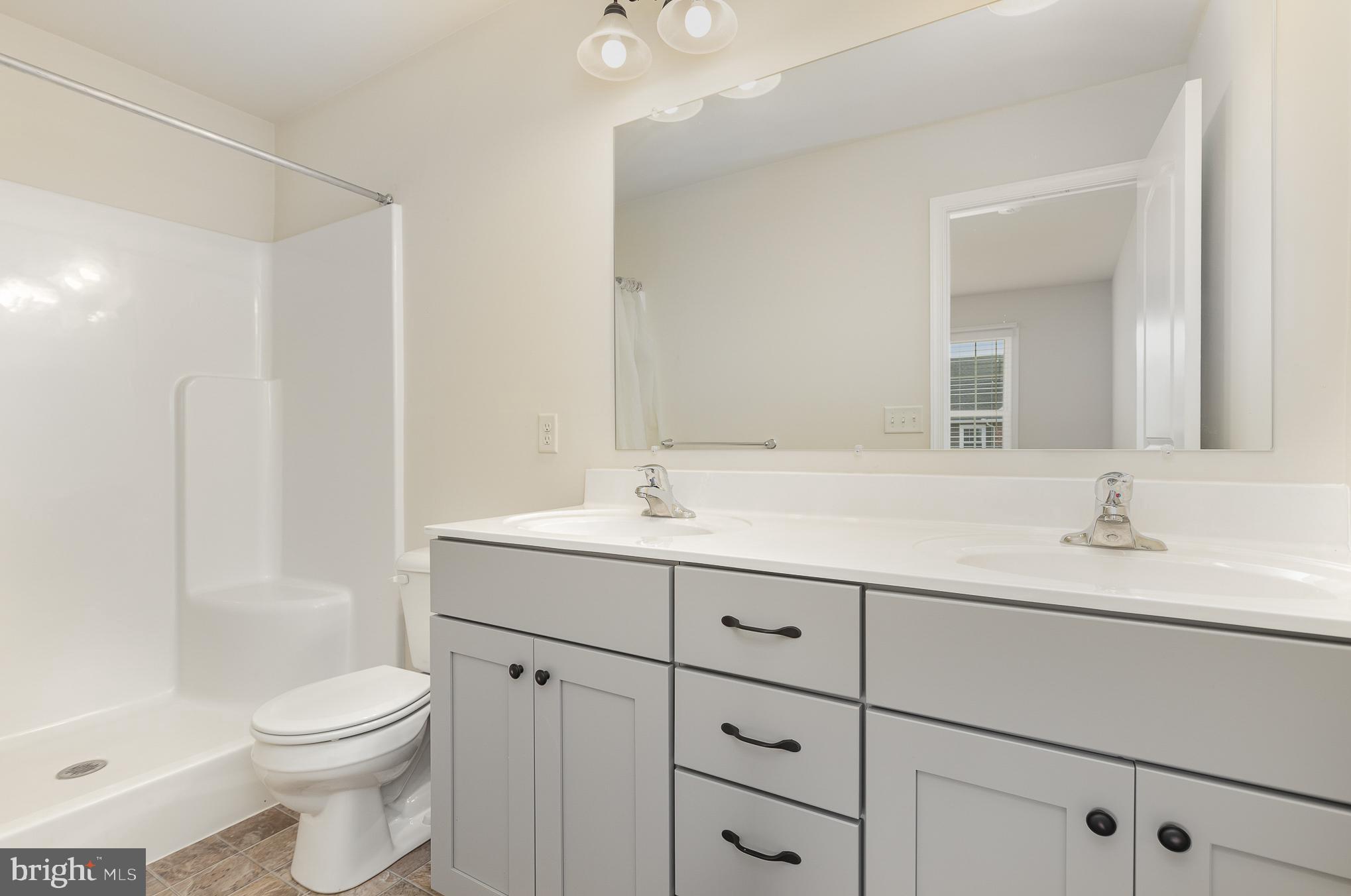 CARLISLE - Residential Lease