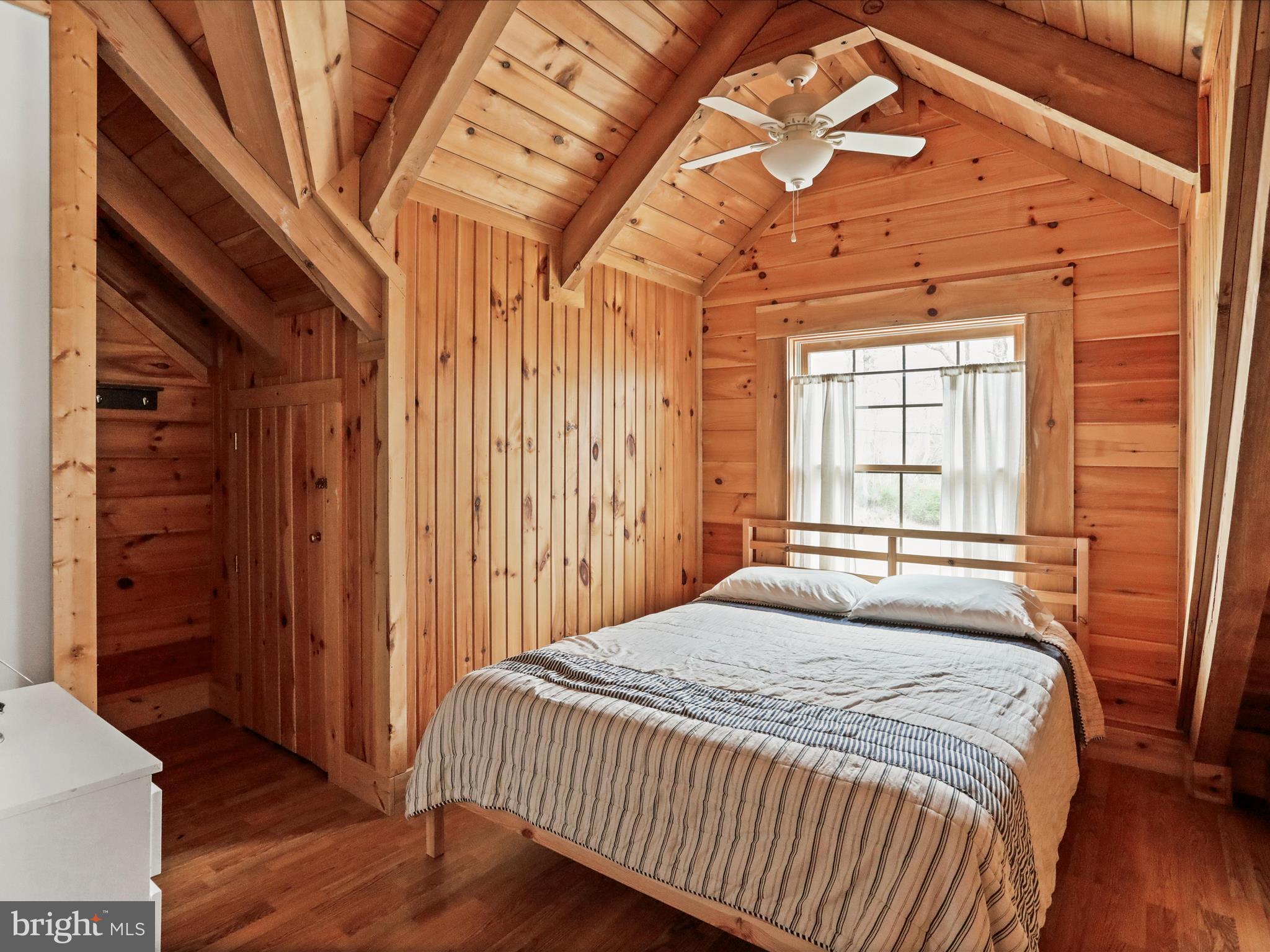 RIVER RIDGE - Residential