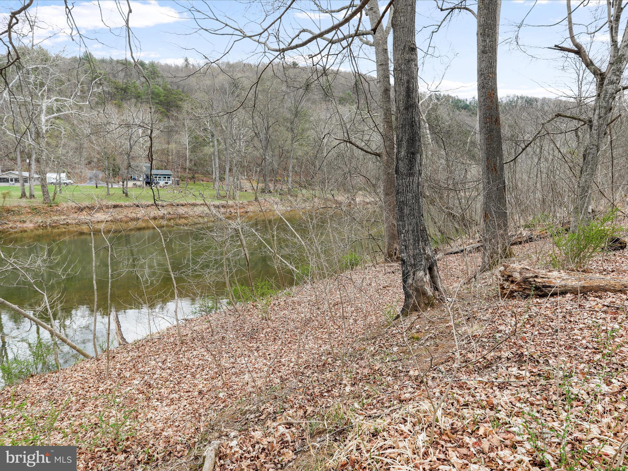 RIVER RIDGE - Residential