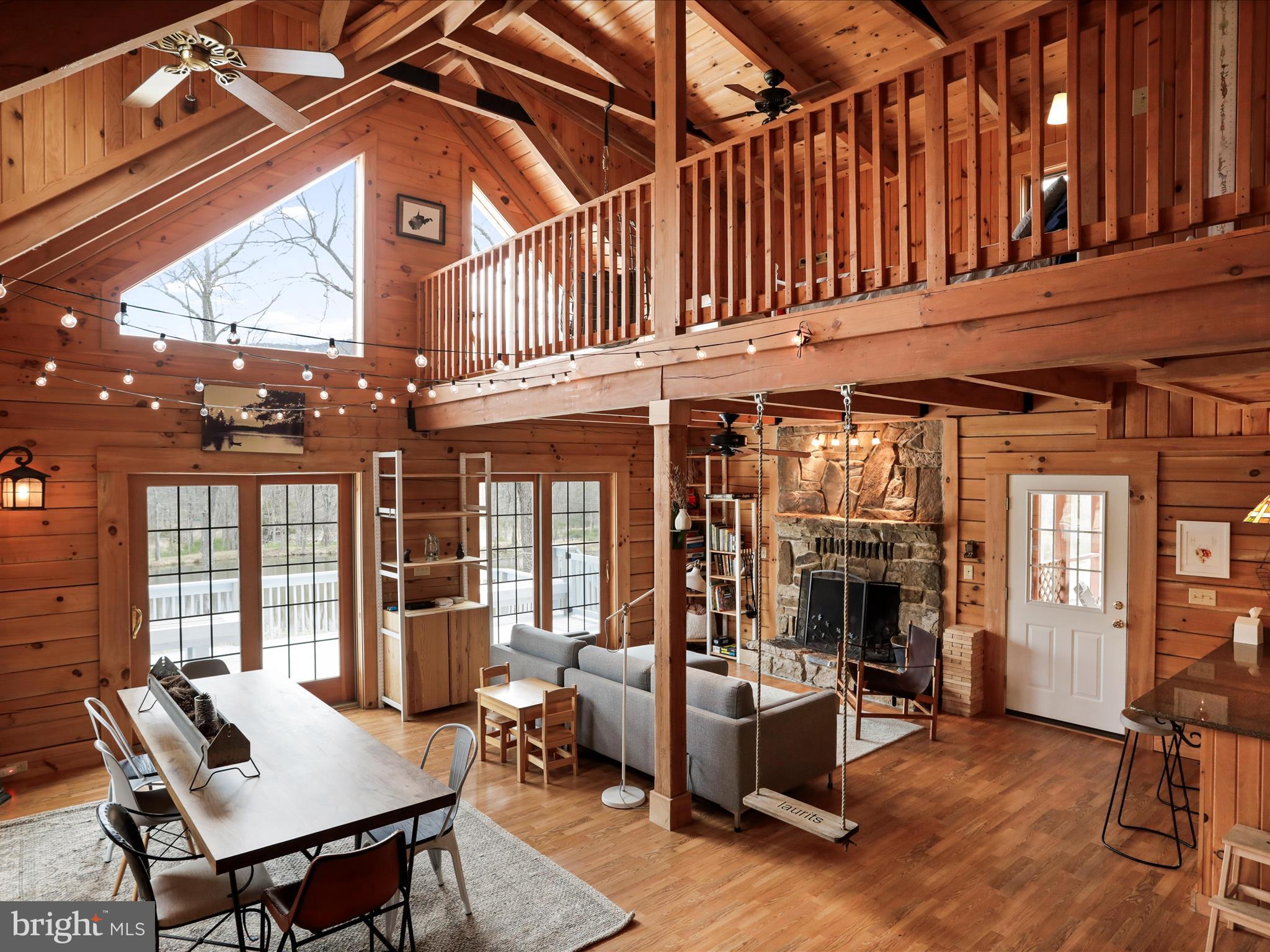 RIVER RIDGE - Residential