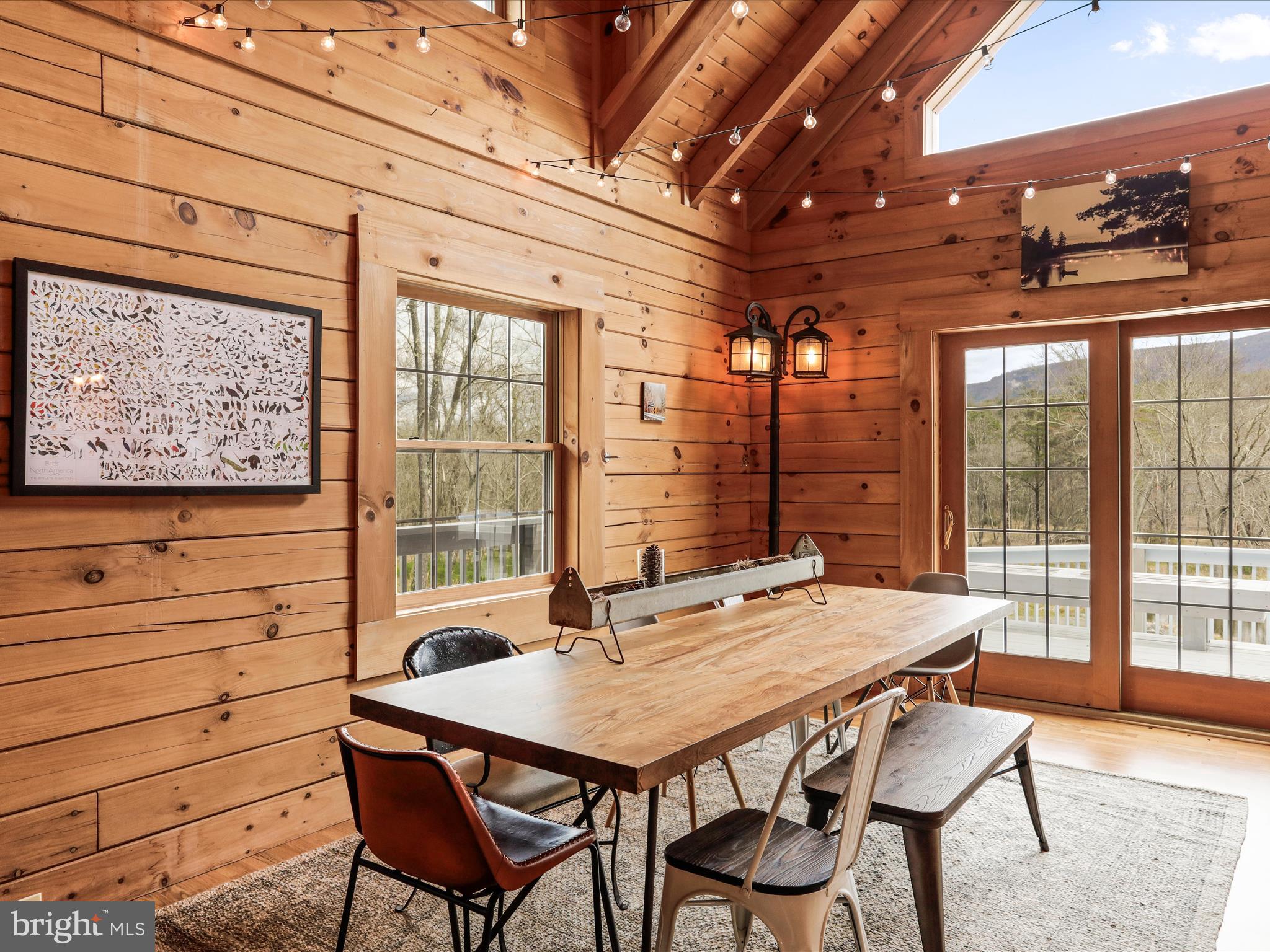 RIVER RIDGE - Residential