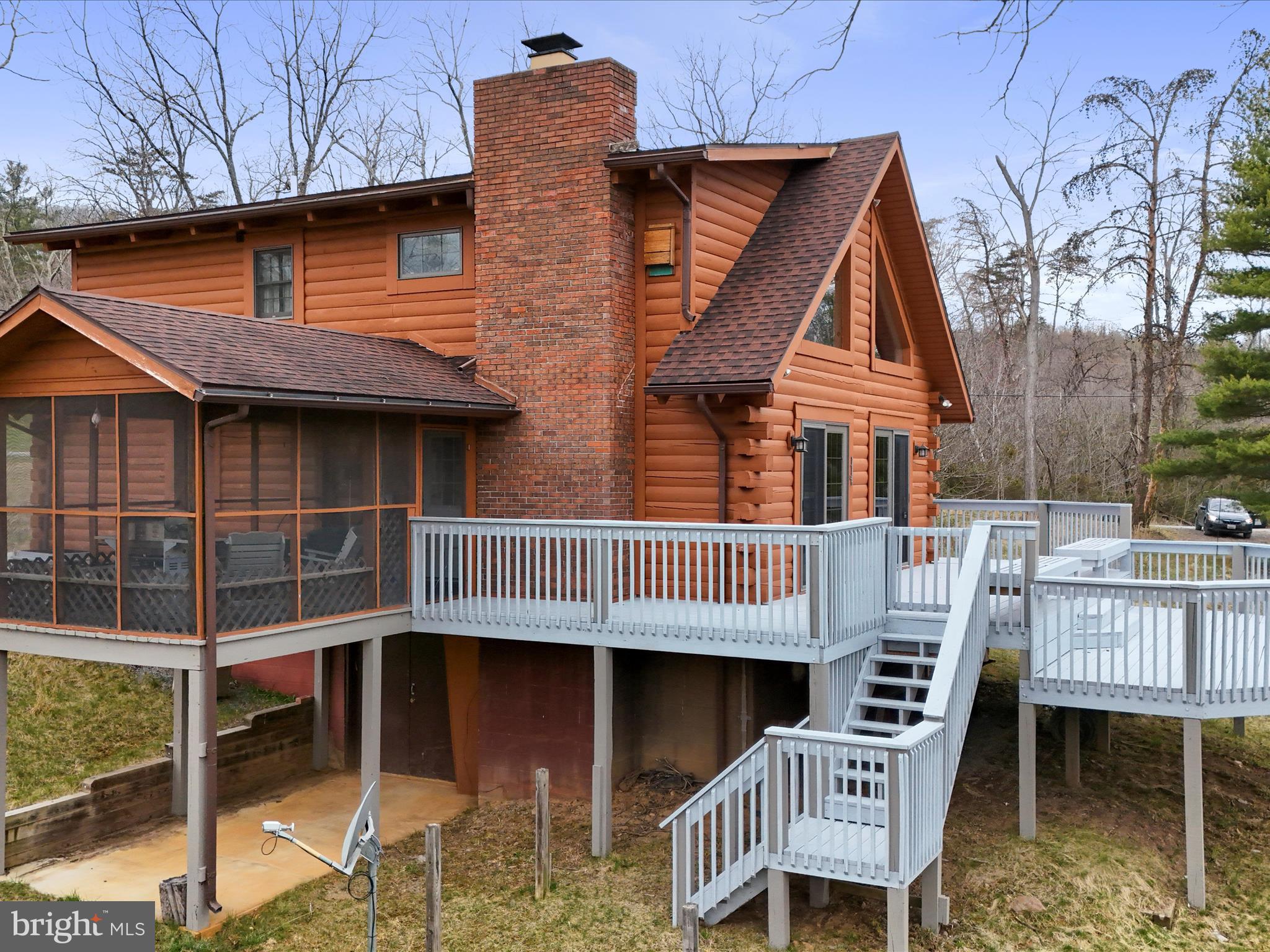 RIVER RIDGE - Residential