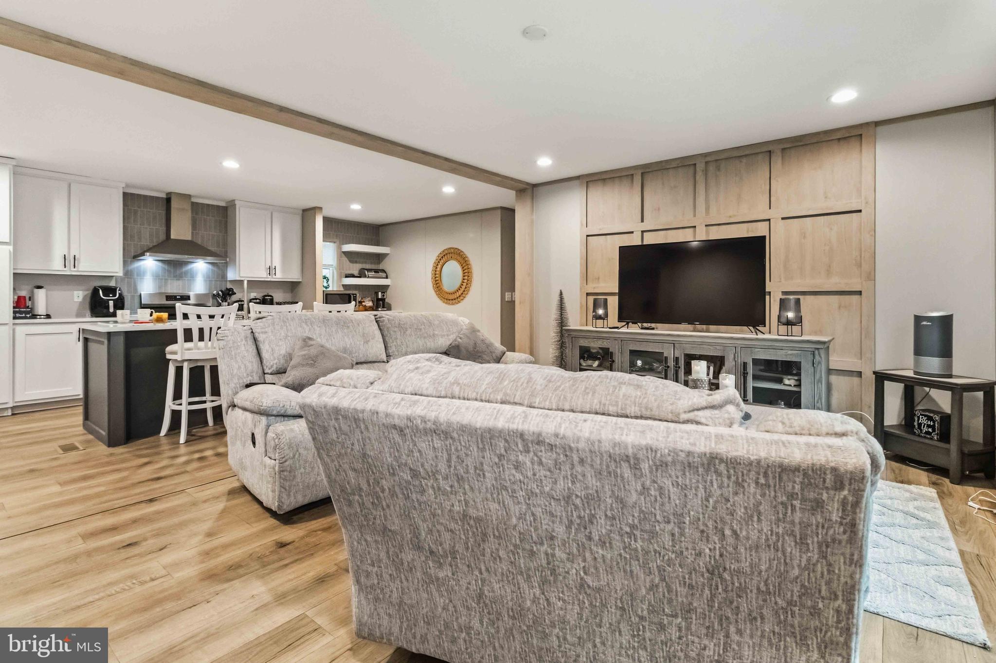 BAINBRIDGE - Residential