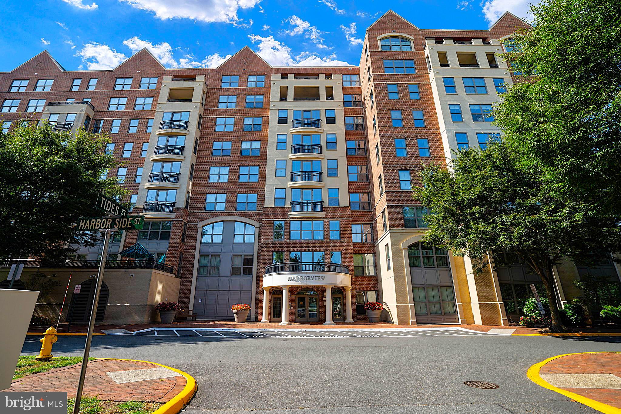 BELMONT BAY - Residential