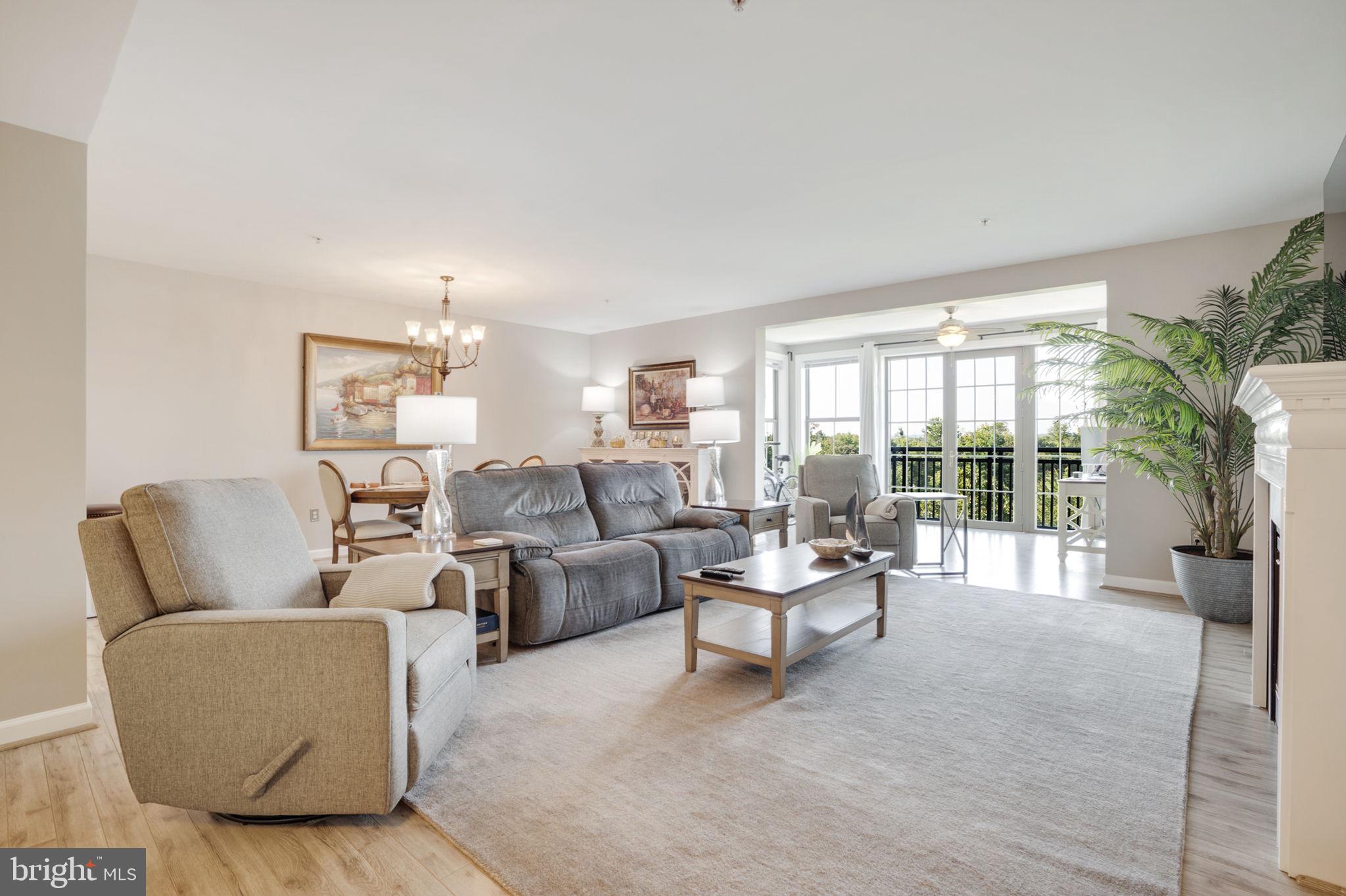 BELMONT BAY - Residential