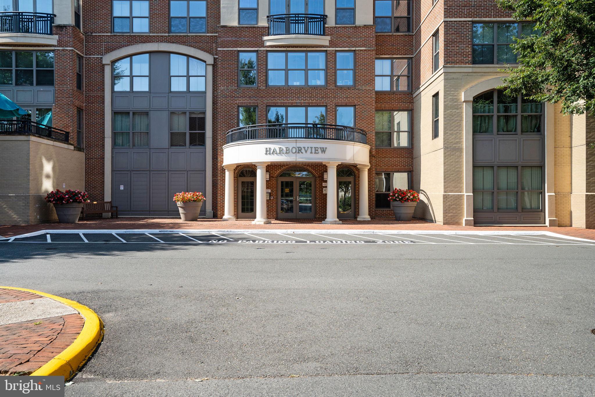 BELMONT BAY - Residential