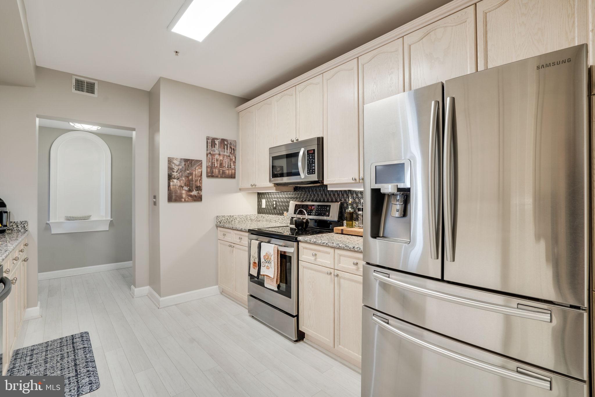 BELMONT BAY - Residential