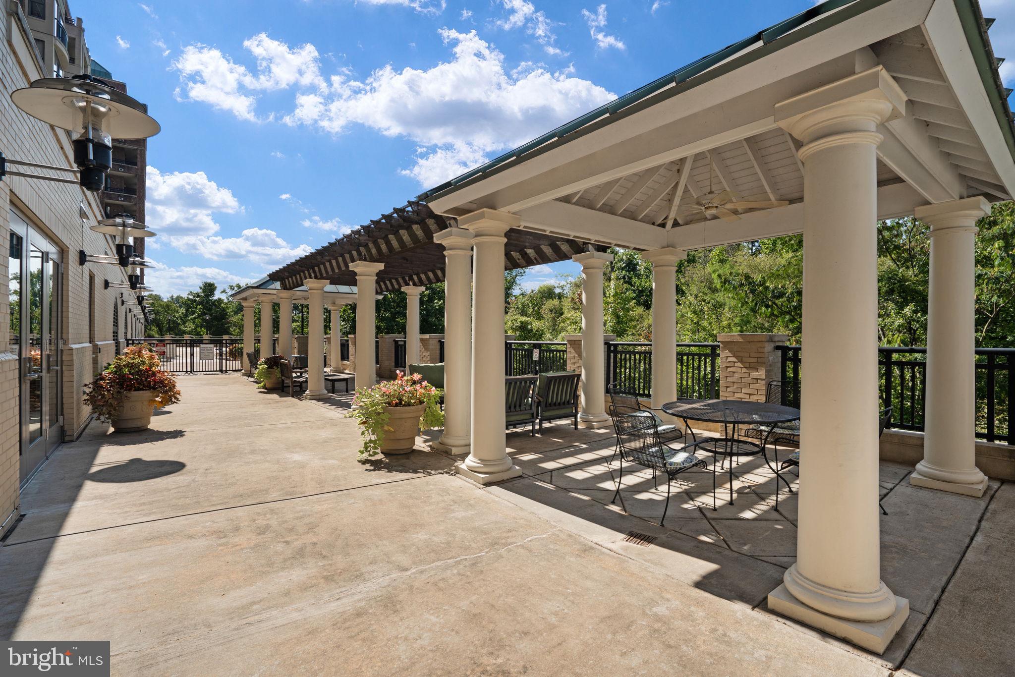 BELMONT BAY - Residential