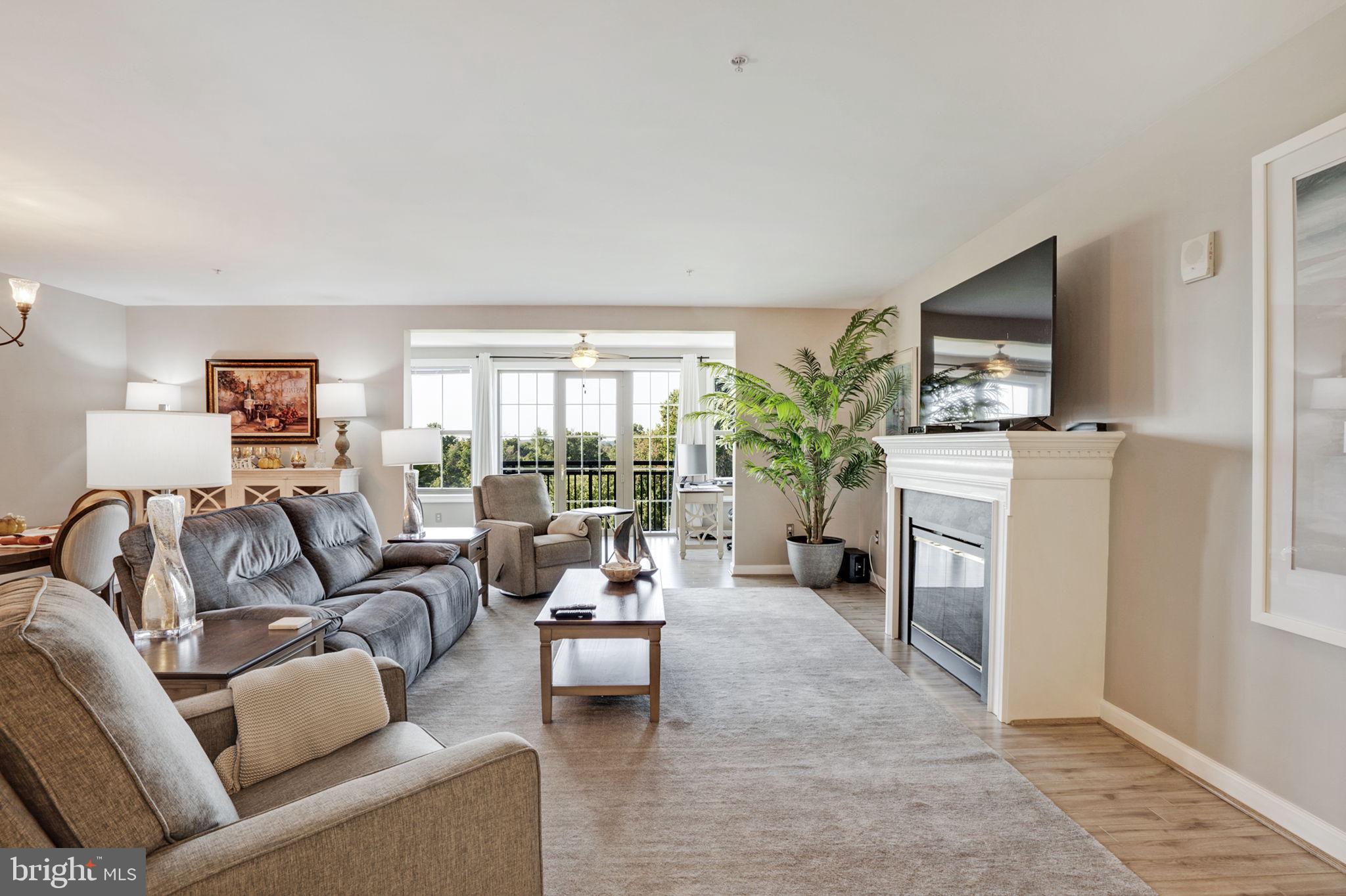 BELMONT BAY - Residential