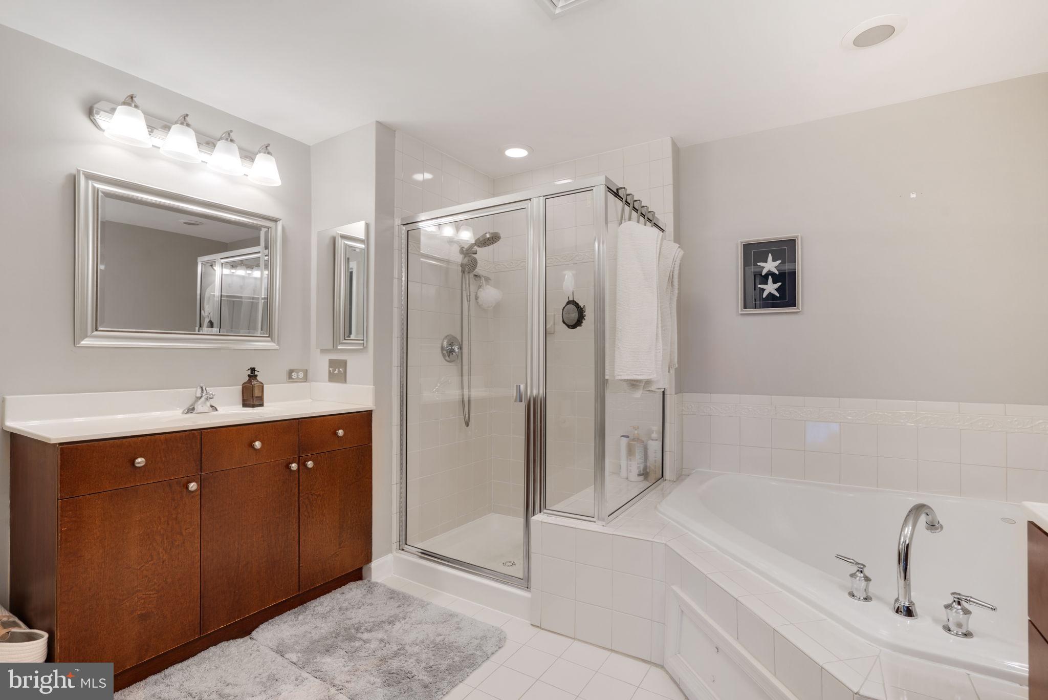 BELMONT BAY - Residential