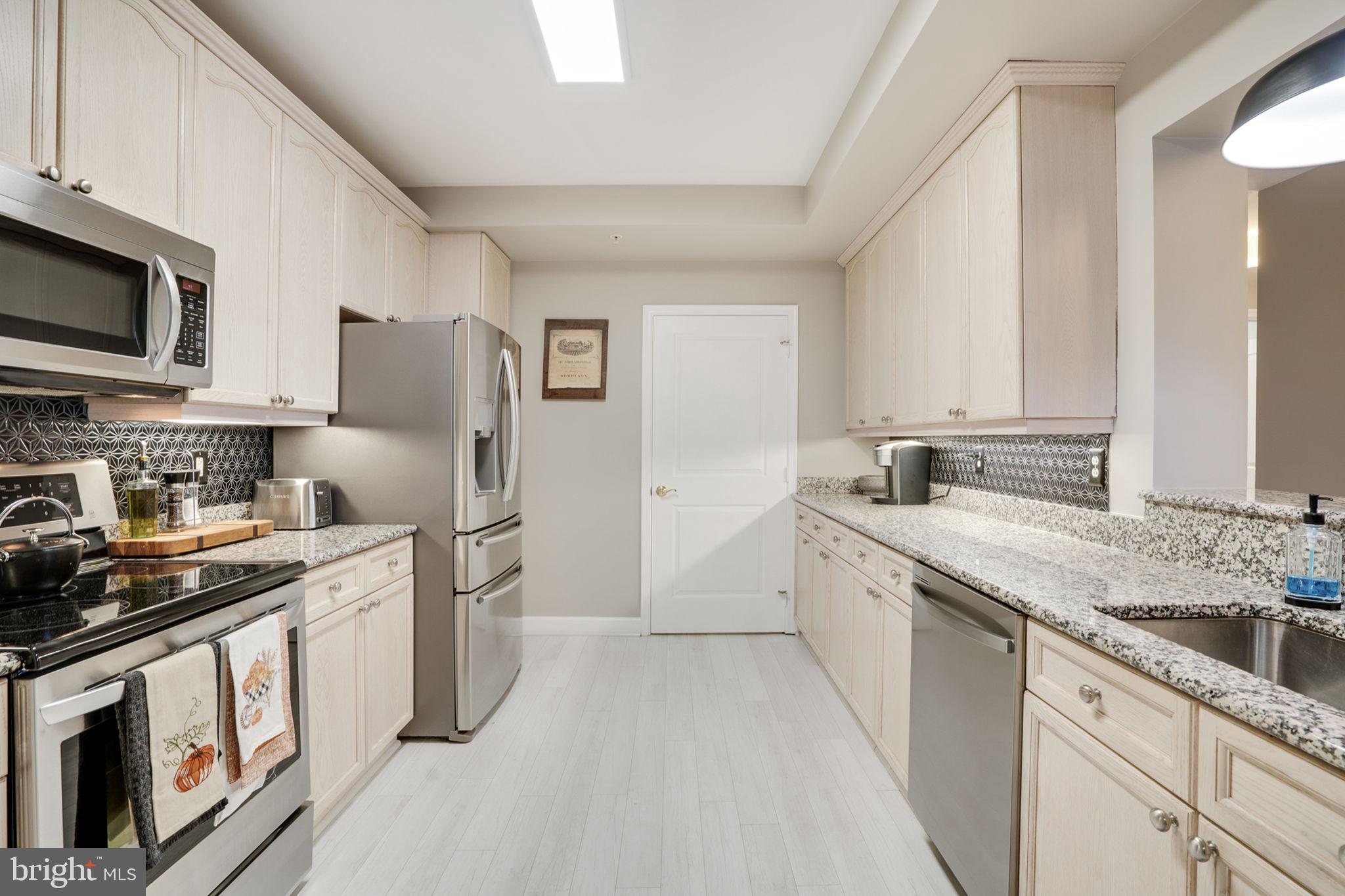 BELMONT BAY - Residential