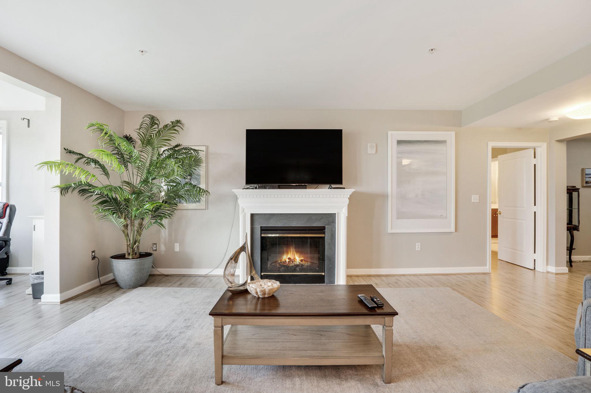 BELMONT BAY - Residential