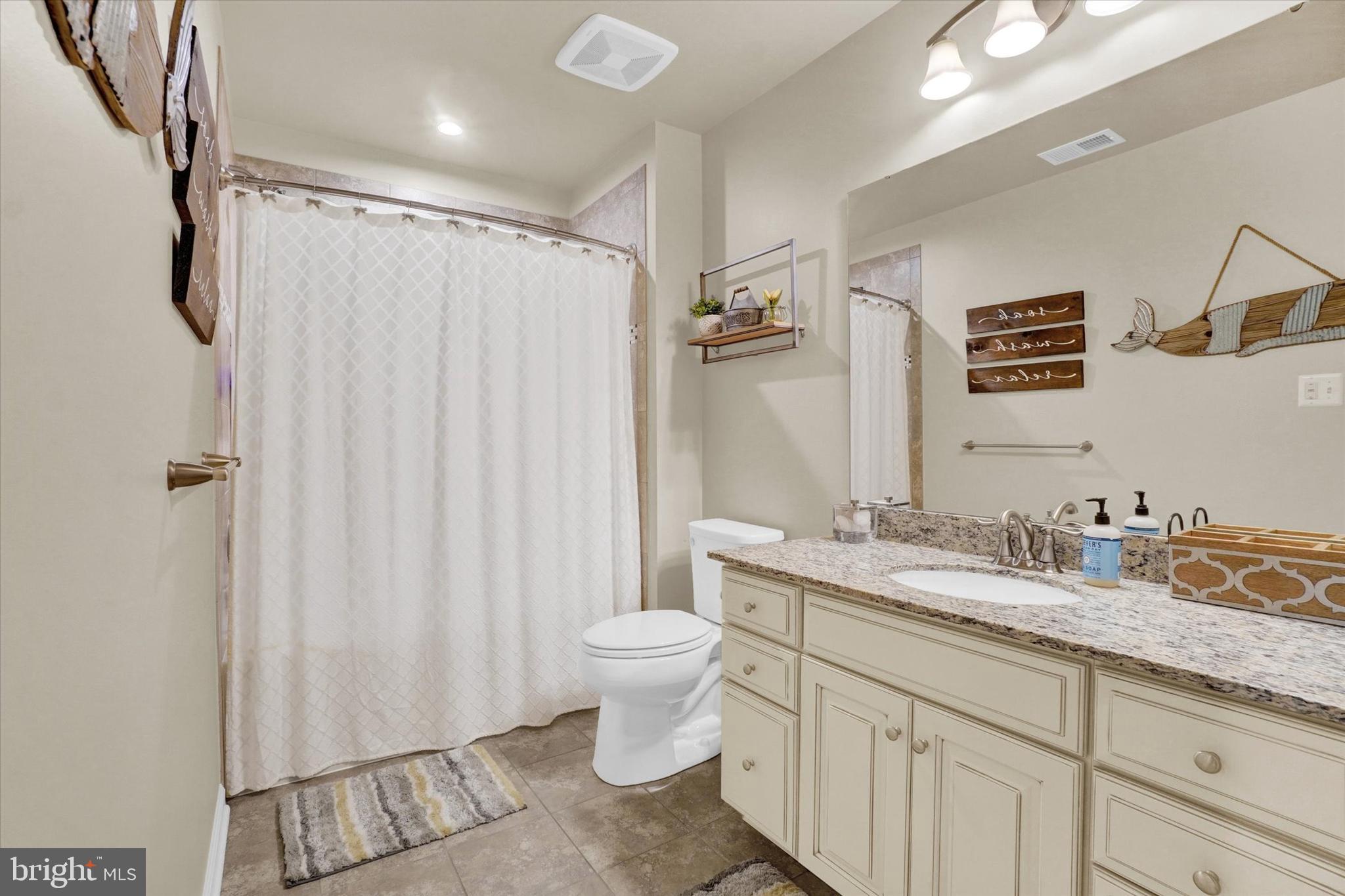 REGENTS' GLEN/GREENLEIGH - Residential