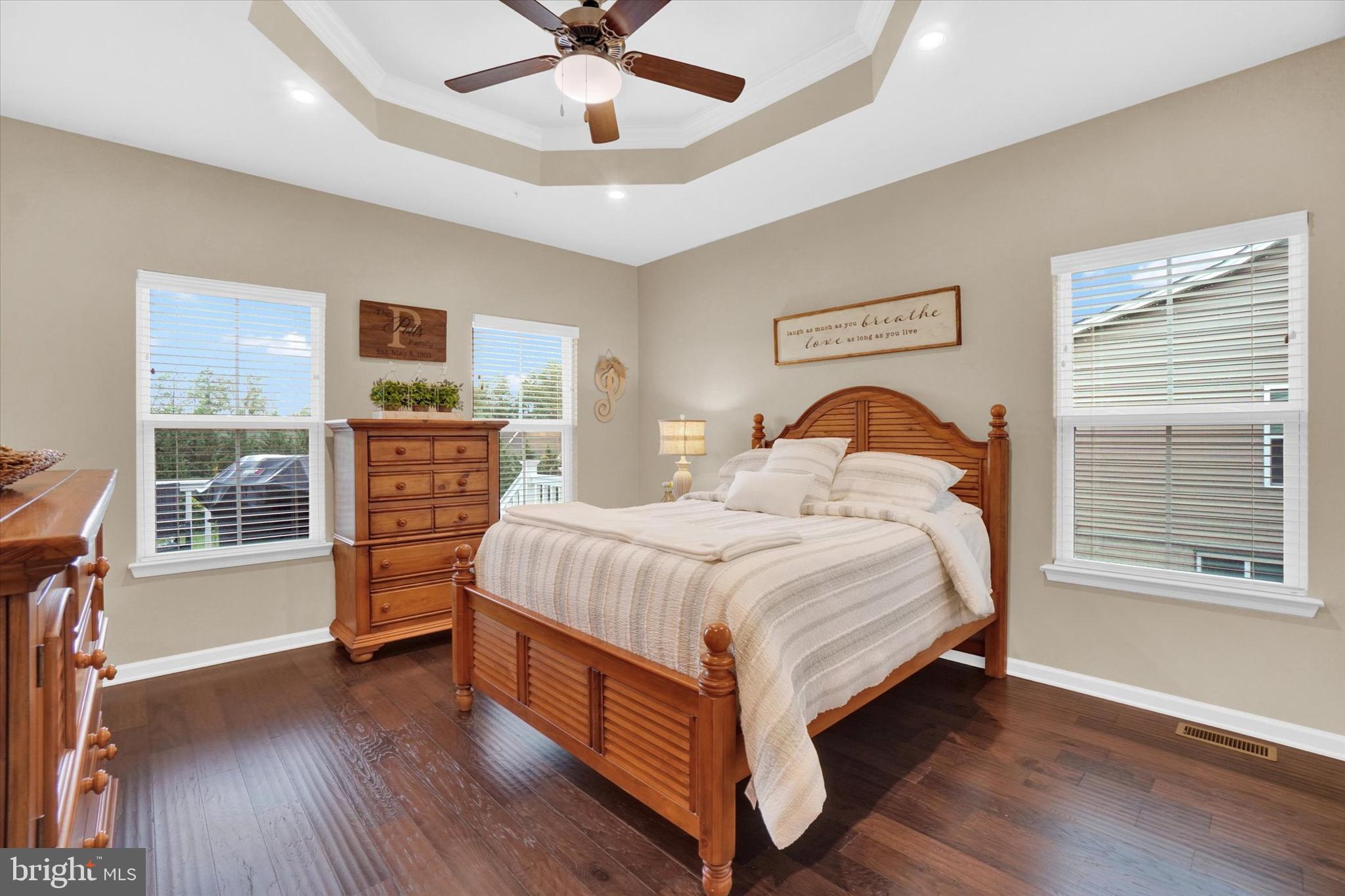 REGENTS' GLEN/GREENLEIGH - Residential