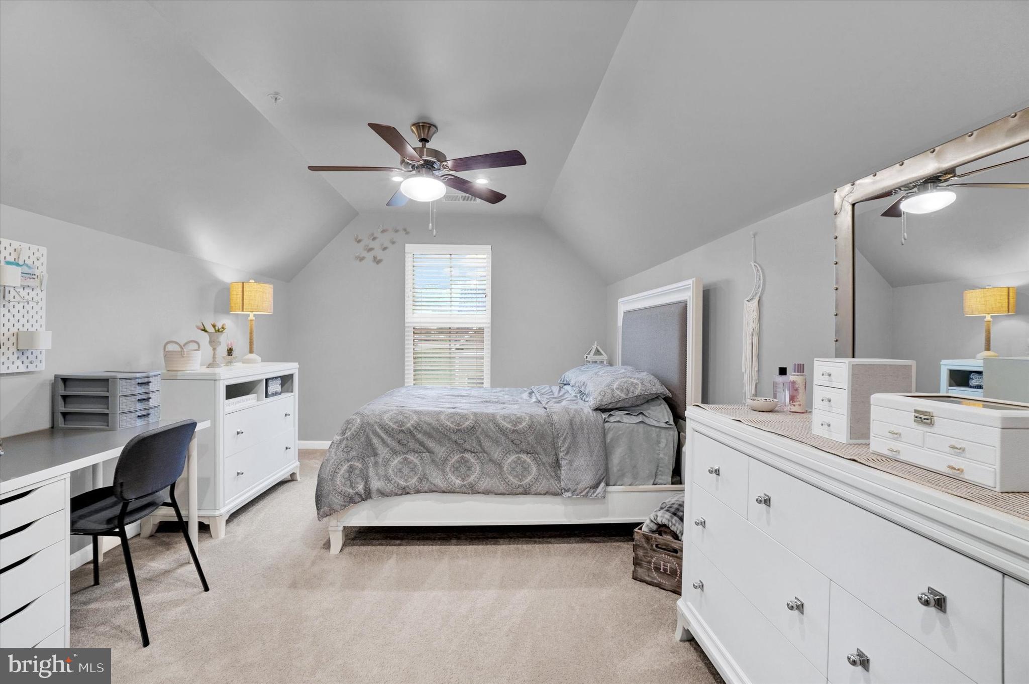 REGENTS' GLEN/GREENLEIGH - Residential