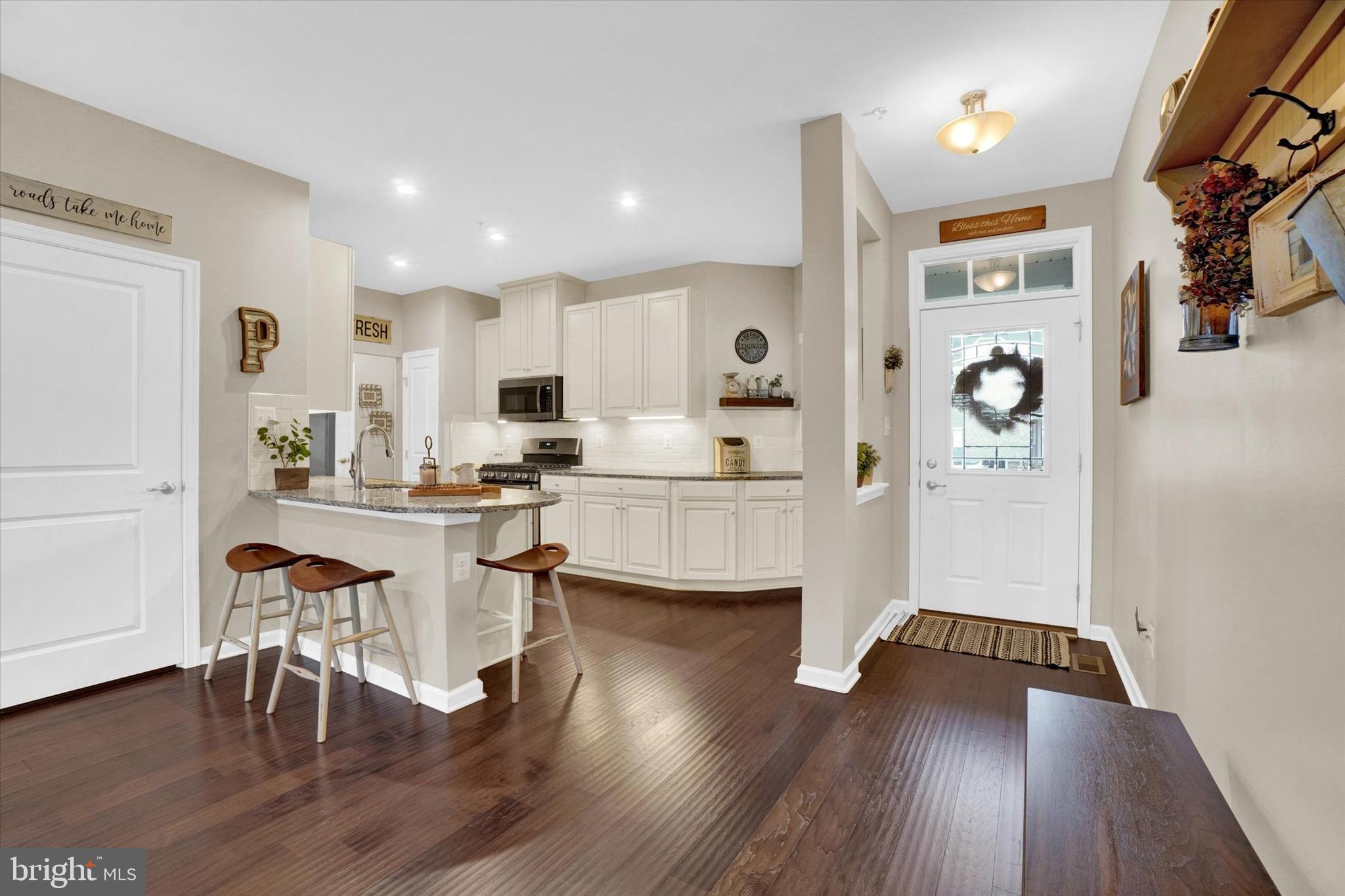 REGENTS' GLEN/GREENLEIGH - Residential