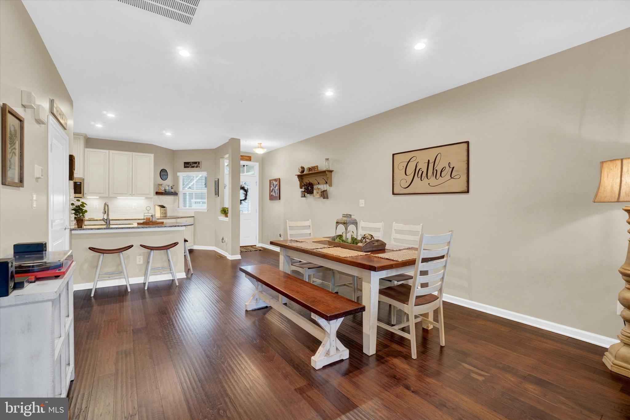 REGENTS' GLEN/GREENLEIGH - Residential