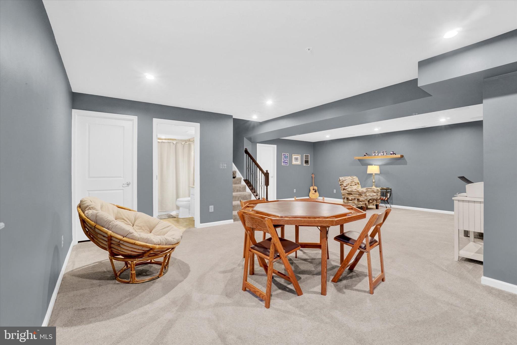 REGENTS' GLEN/GREENLEIGH - Residential