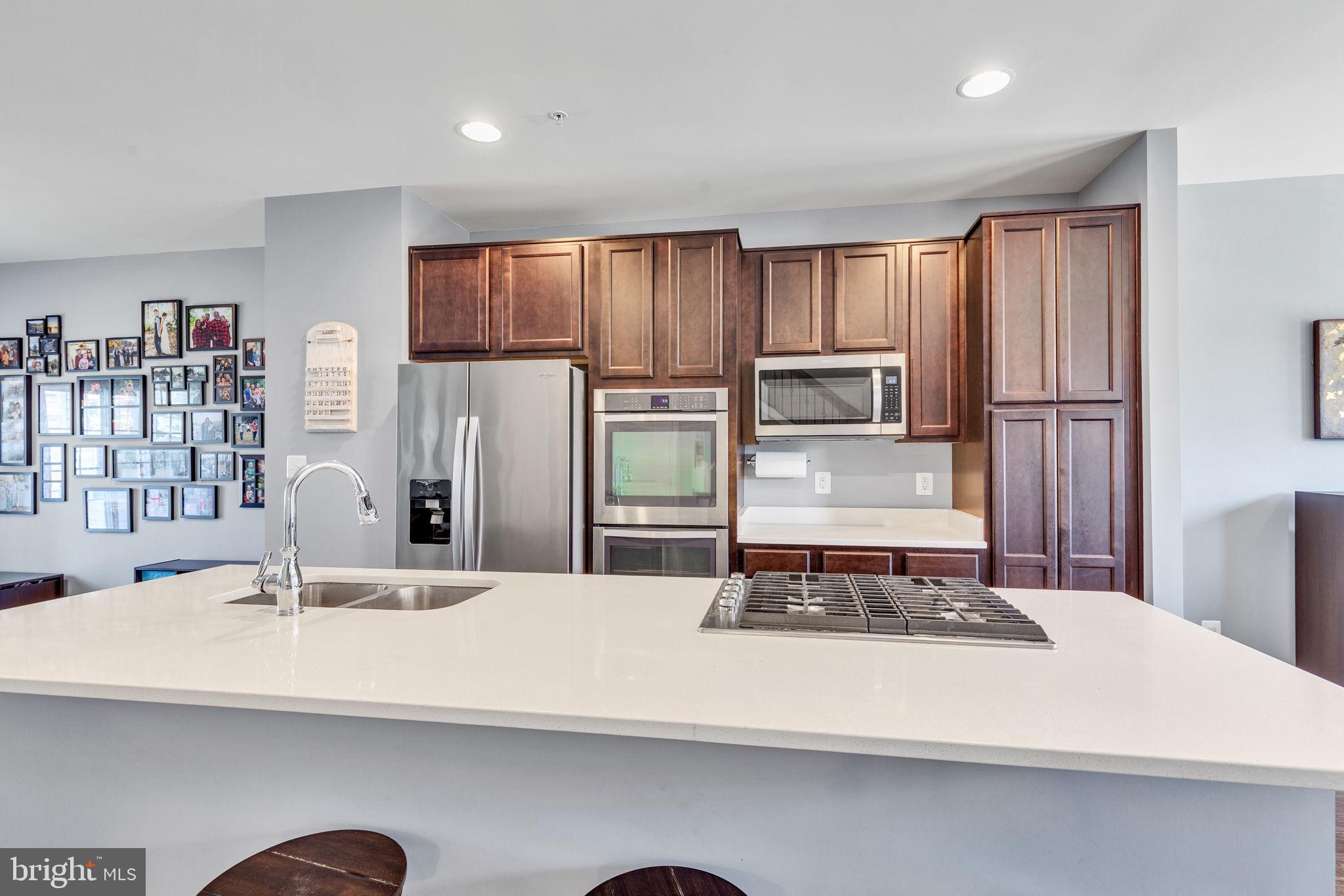 CREEKSTONE VILLAGE - Residential