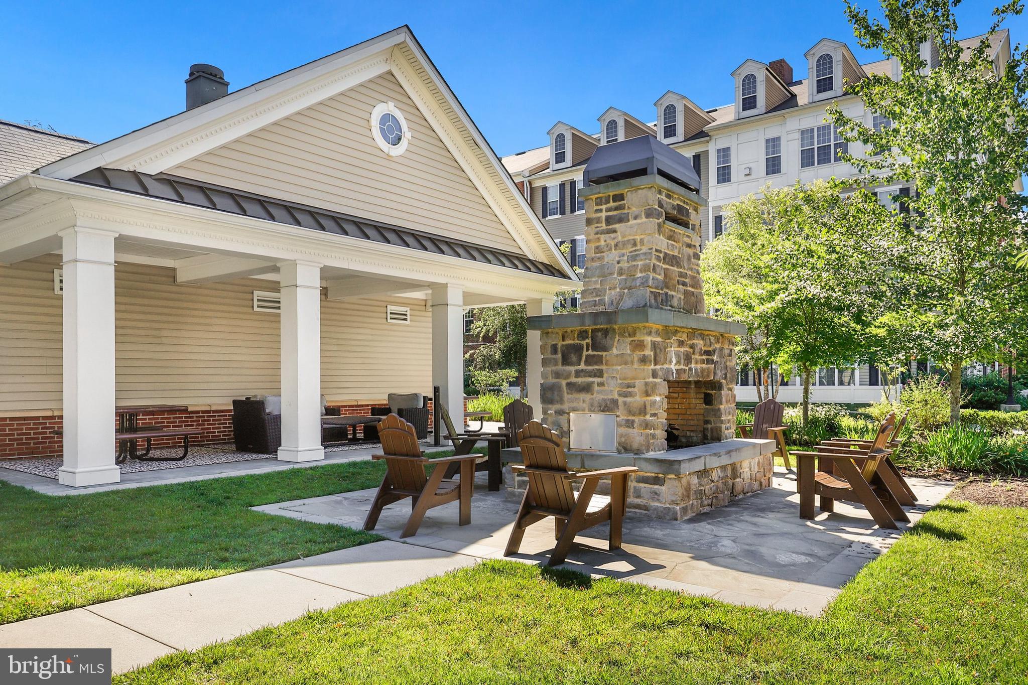 CREEKSTONE VILLAGE - Residential