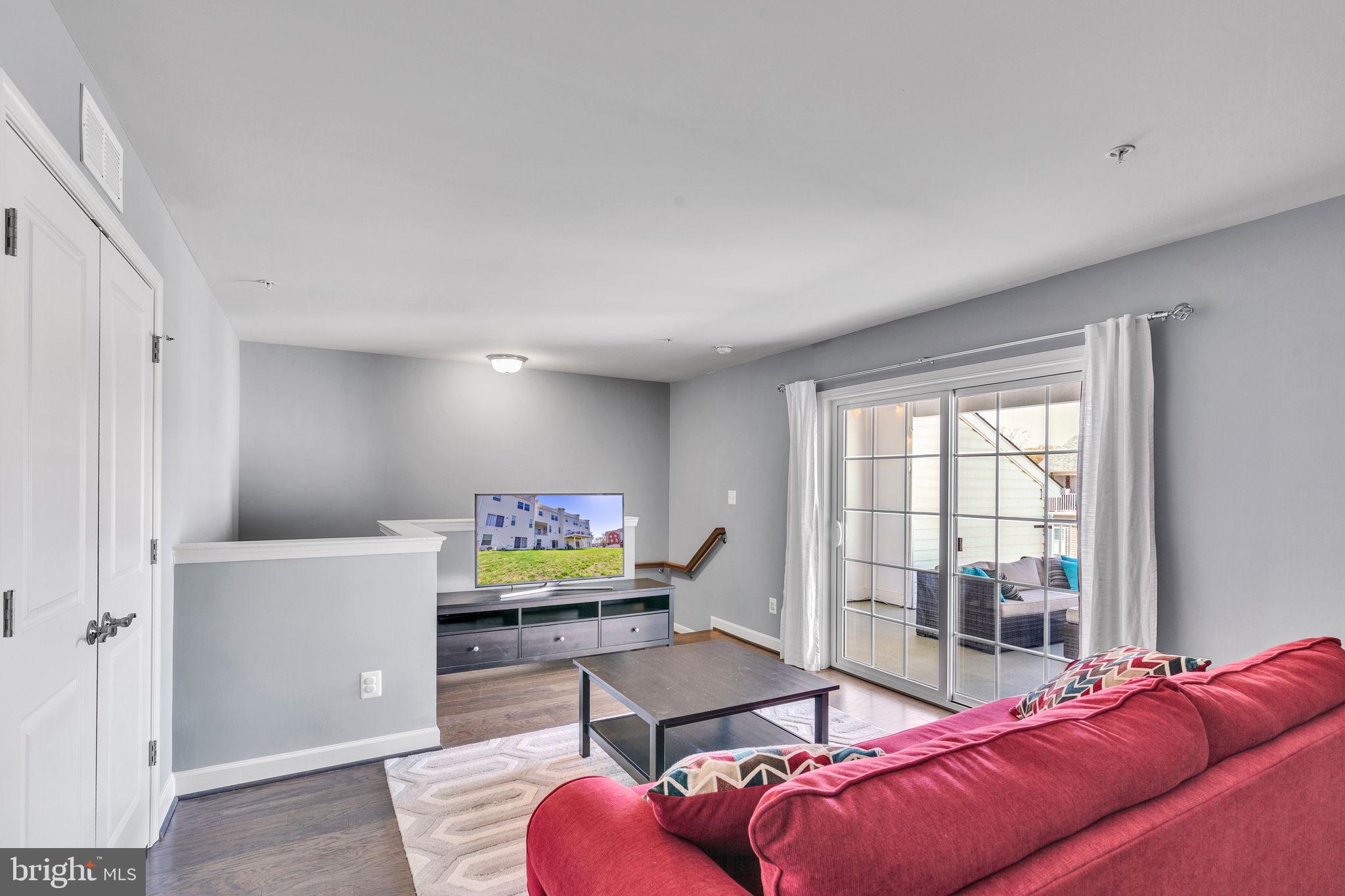 CREEKSTONE VILLAGE - Residential