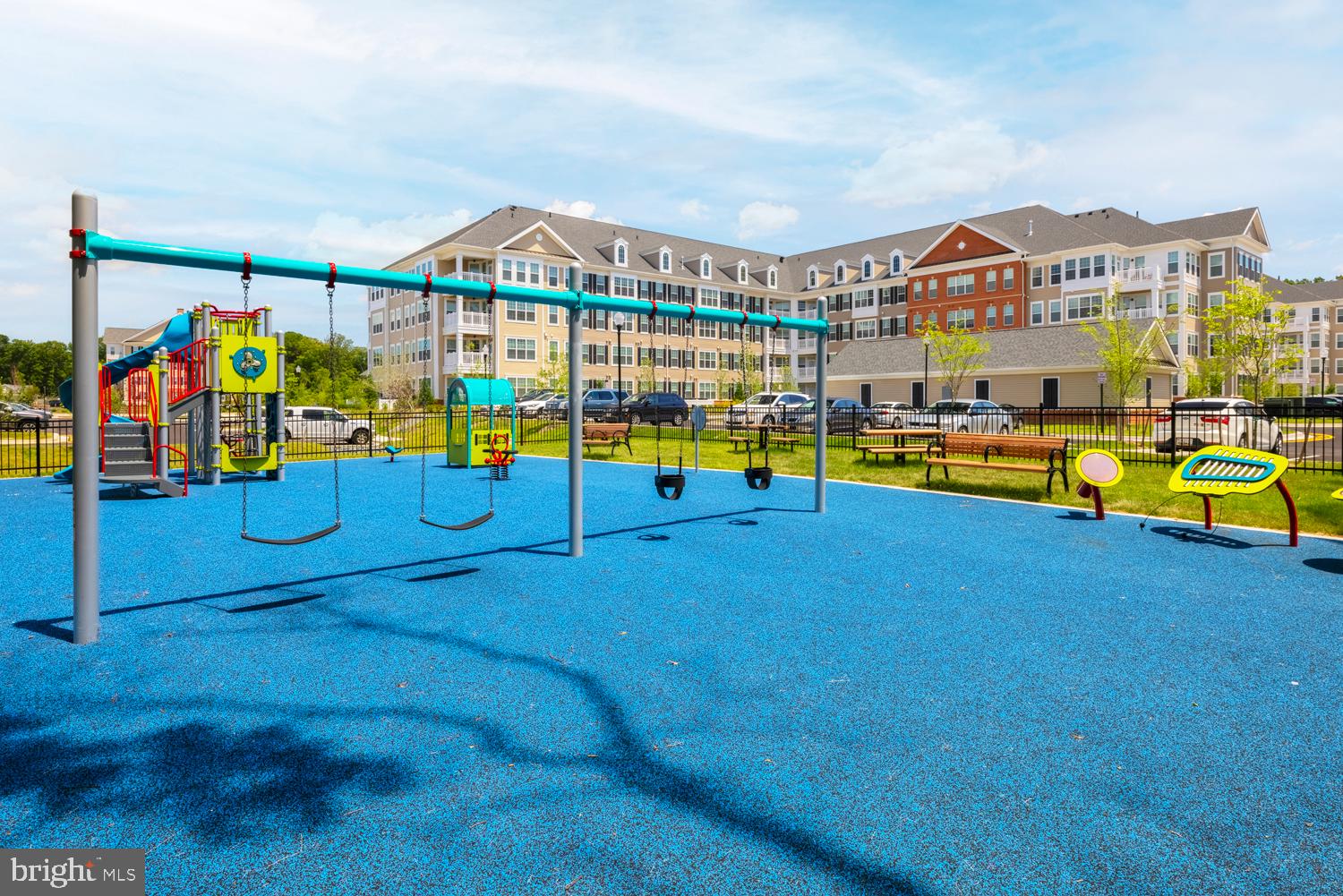 CREEKSTONE VILLAGE - Residential