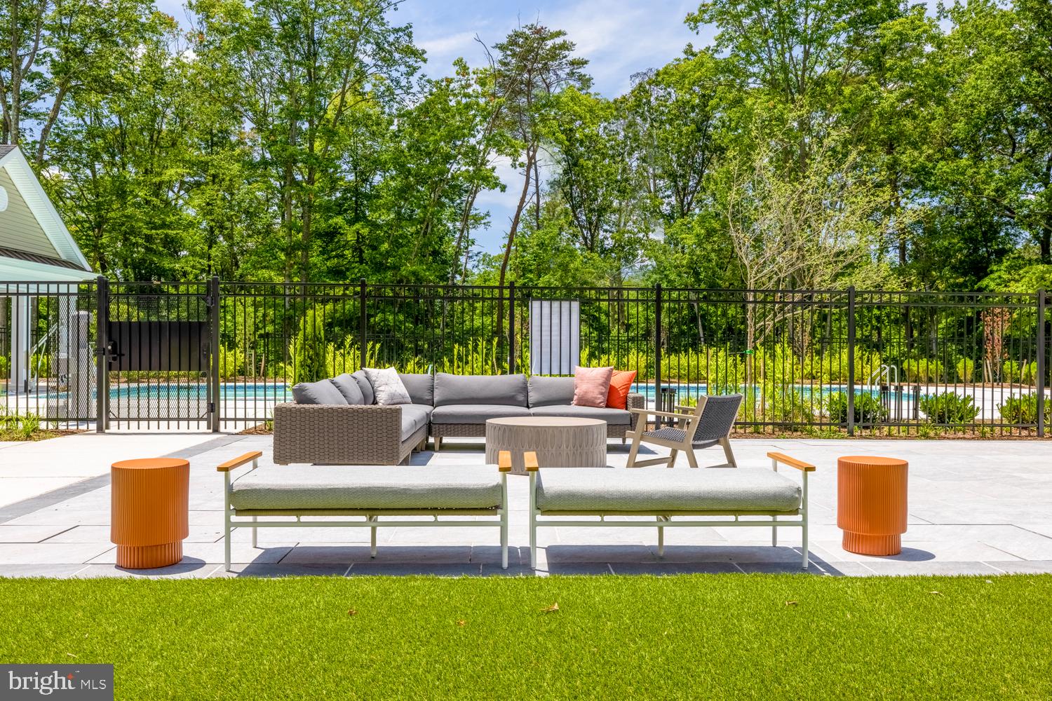 CREEKSTONE VILLAGE - Residential