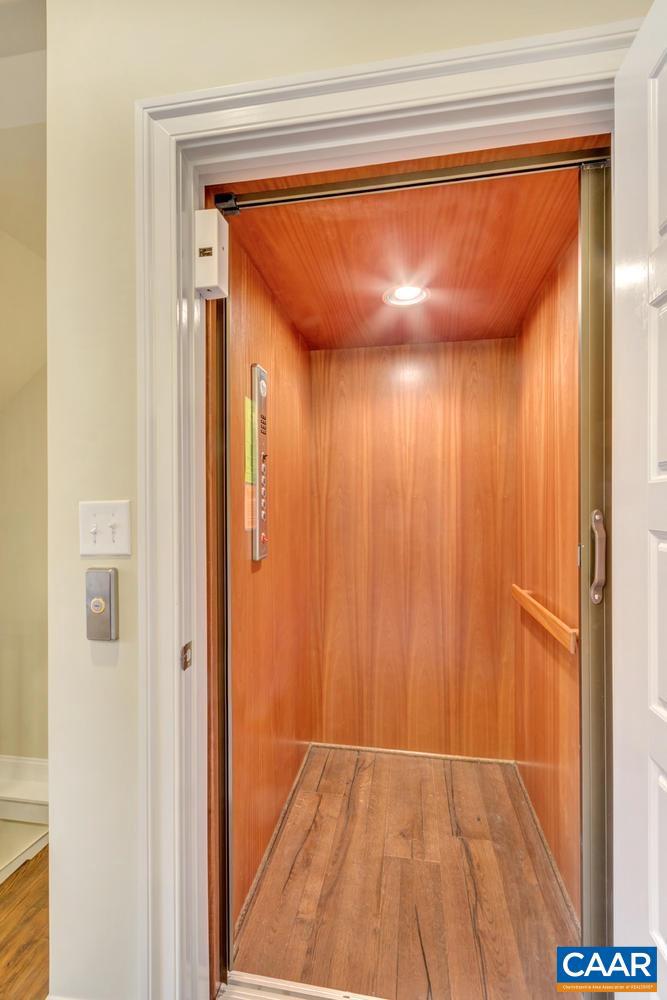 OLD TRAIL - Residential