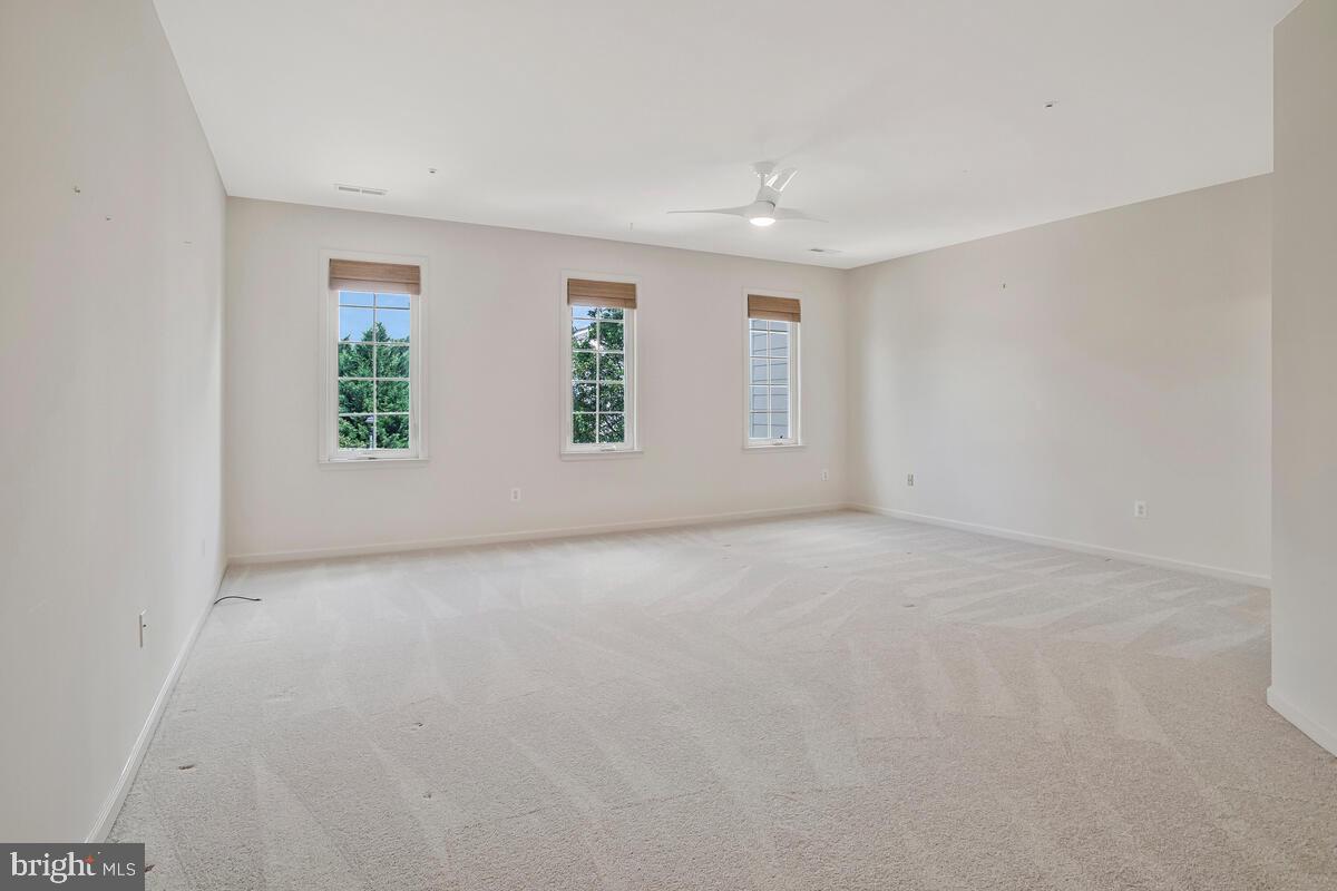 SNOWDEN OVERLOOK - Residential