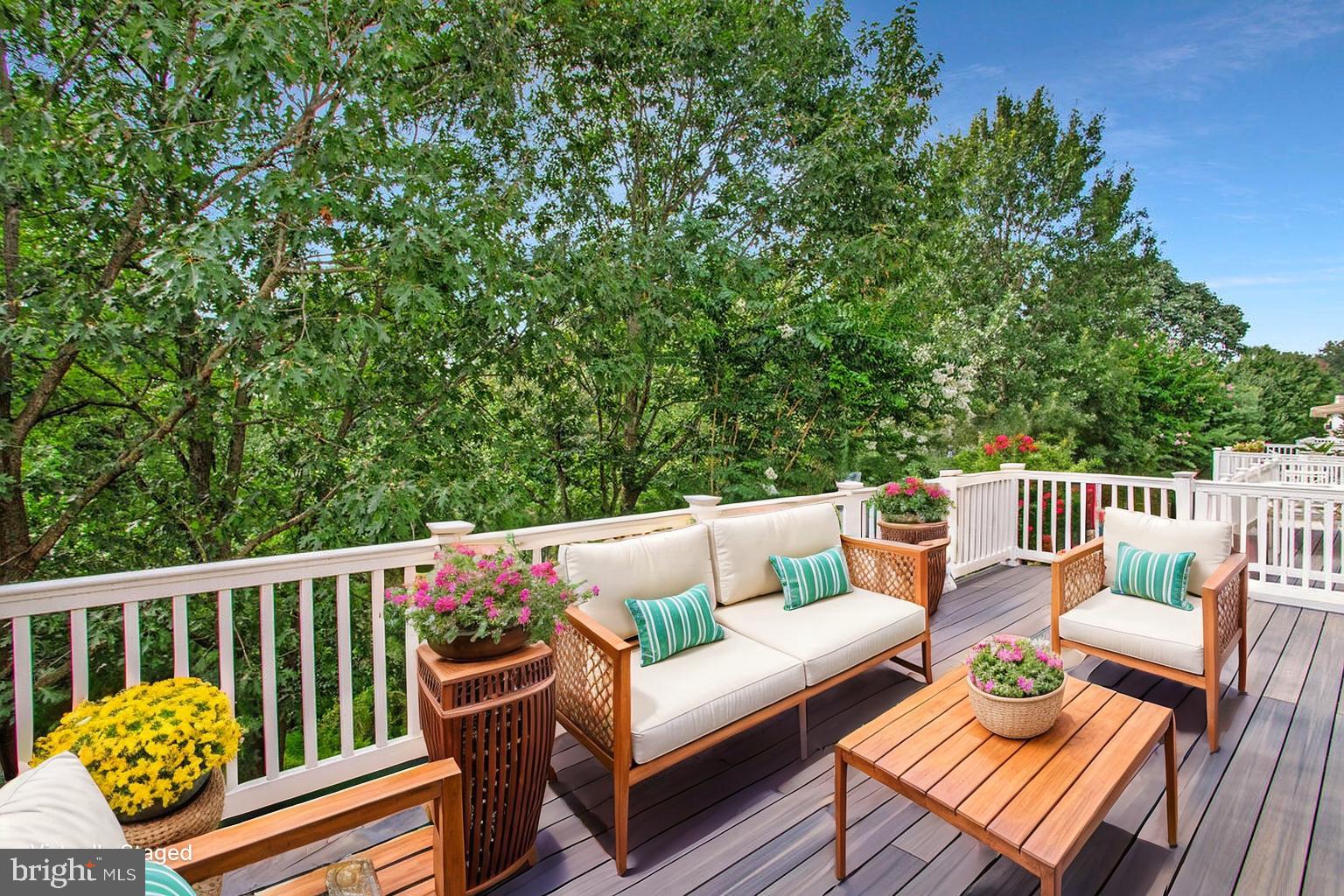 SNOWDEN OVERLOOK - Residential