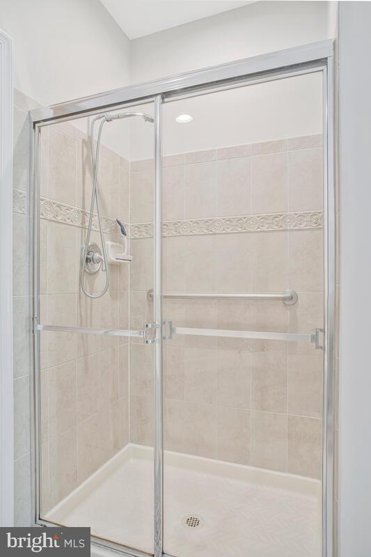 SNOWDEN OVERLOOK - Residential