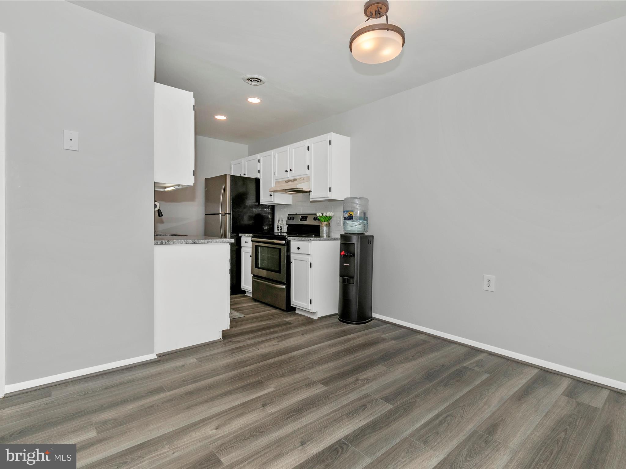 MOUNTAIN VILLAGE - Residential