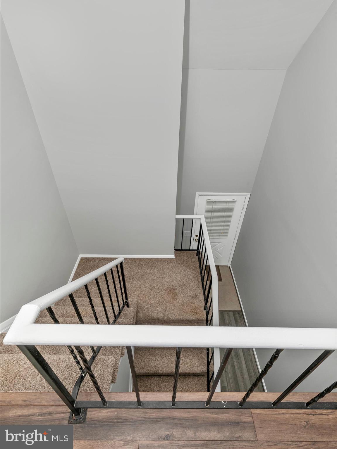 MOUNTAIN VILLAGE - Residential