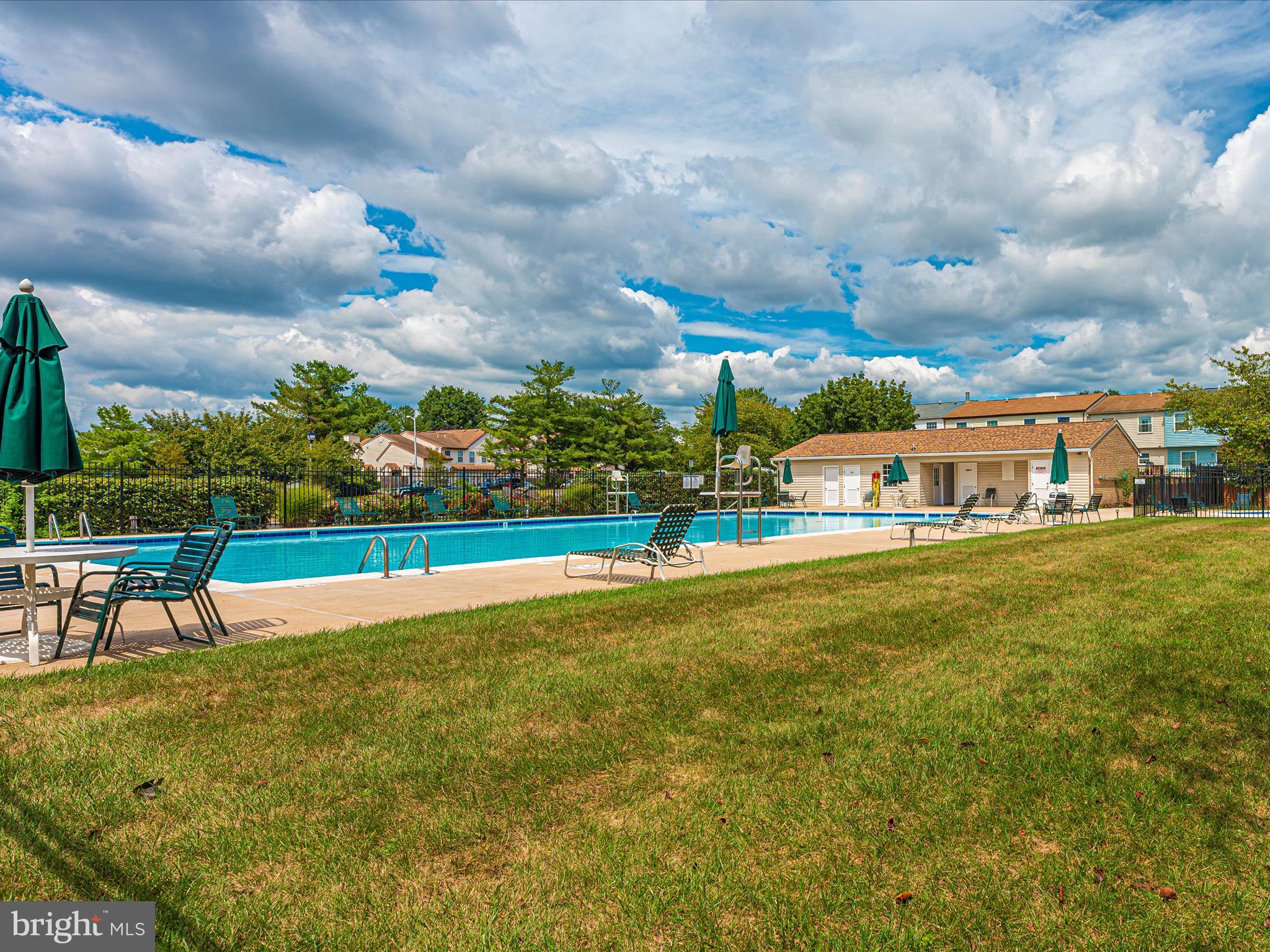 MOUNTAIN VILLAGE - Residential