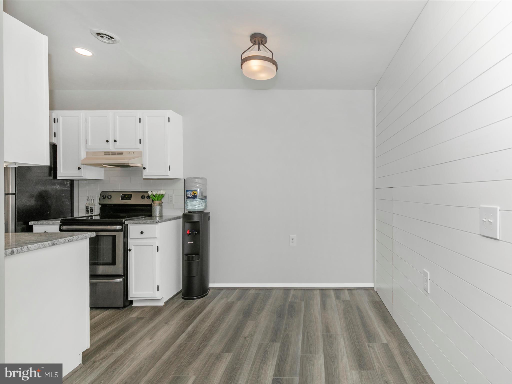 MOUNTAIN VILLAGE - Residential