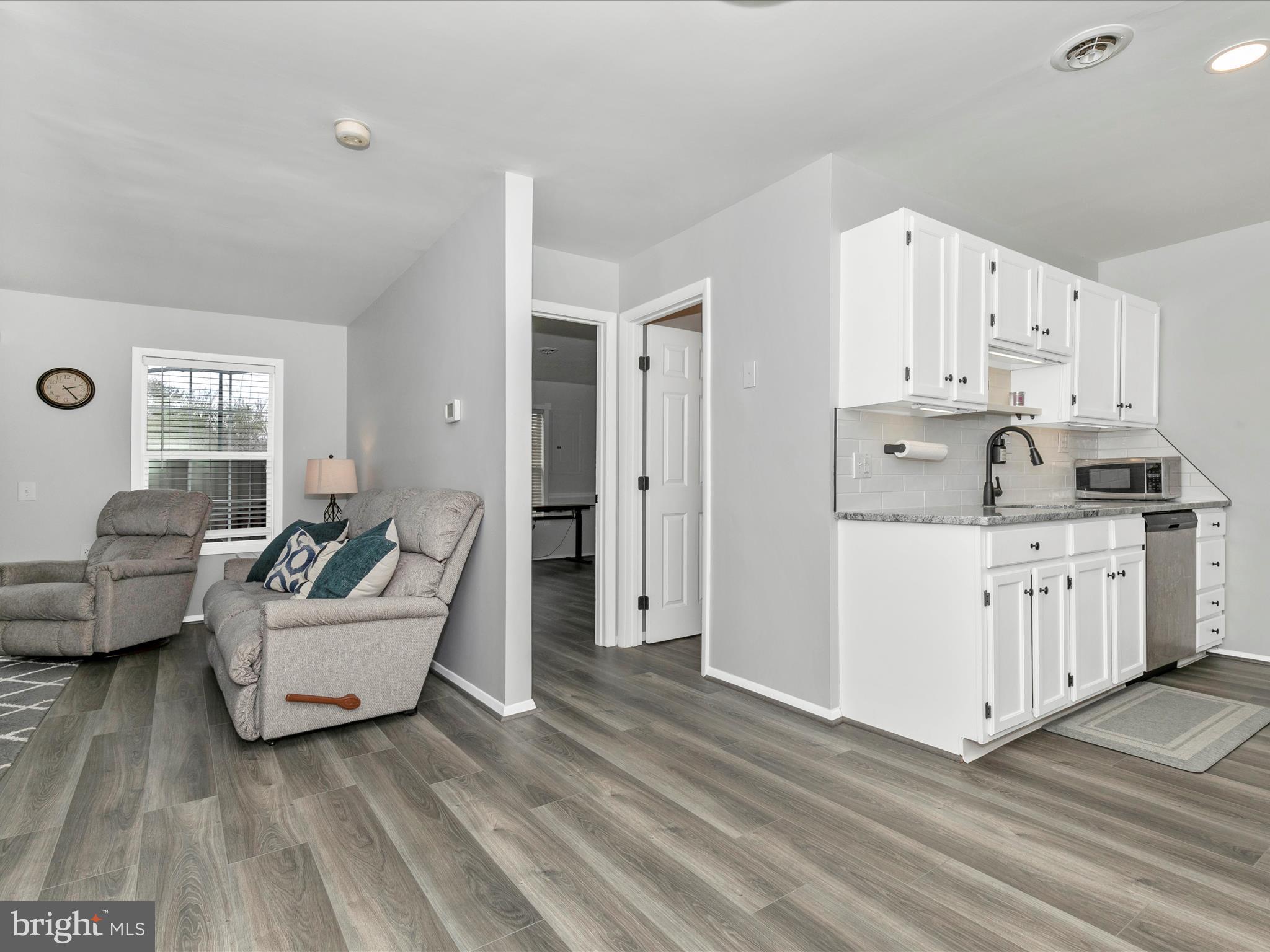 MOUNTAIN VILLAGE - Residential