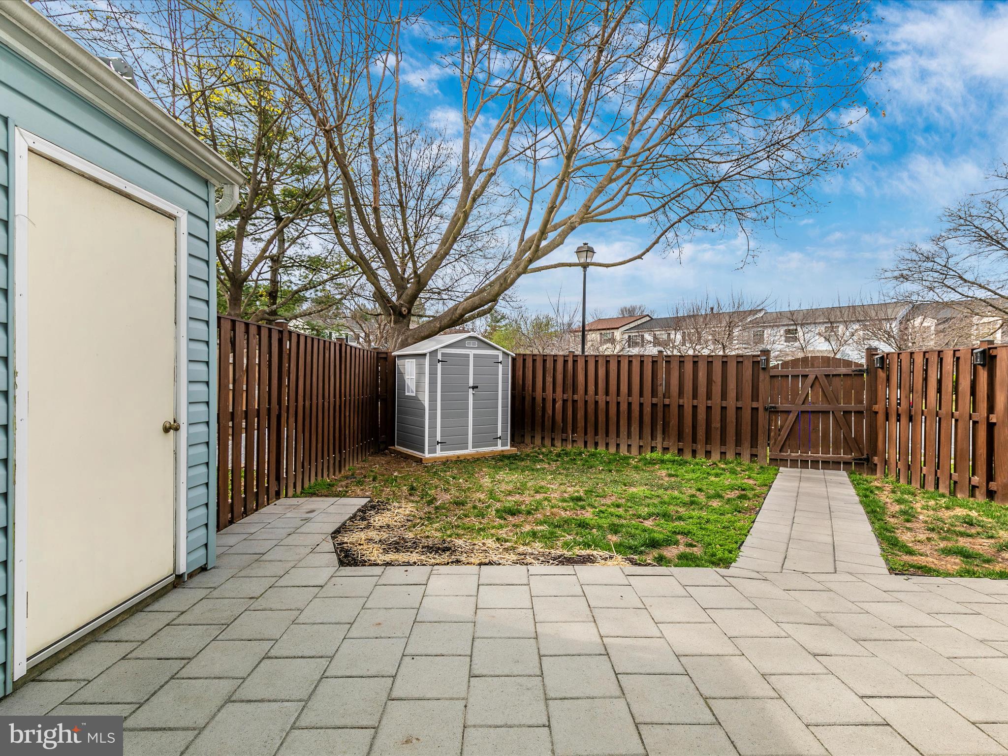 MOUNTAIN VILLAGE - Residential