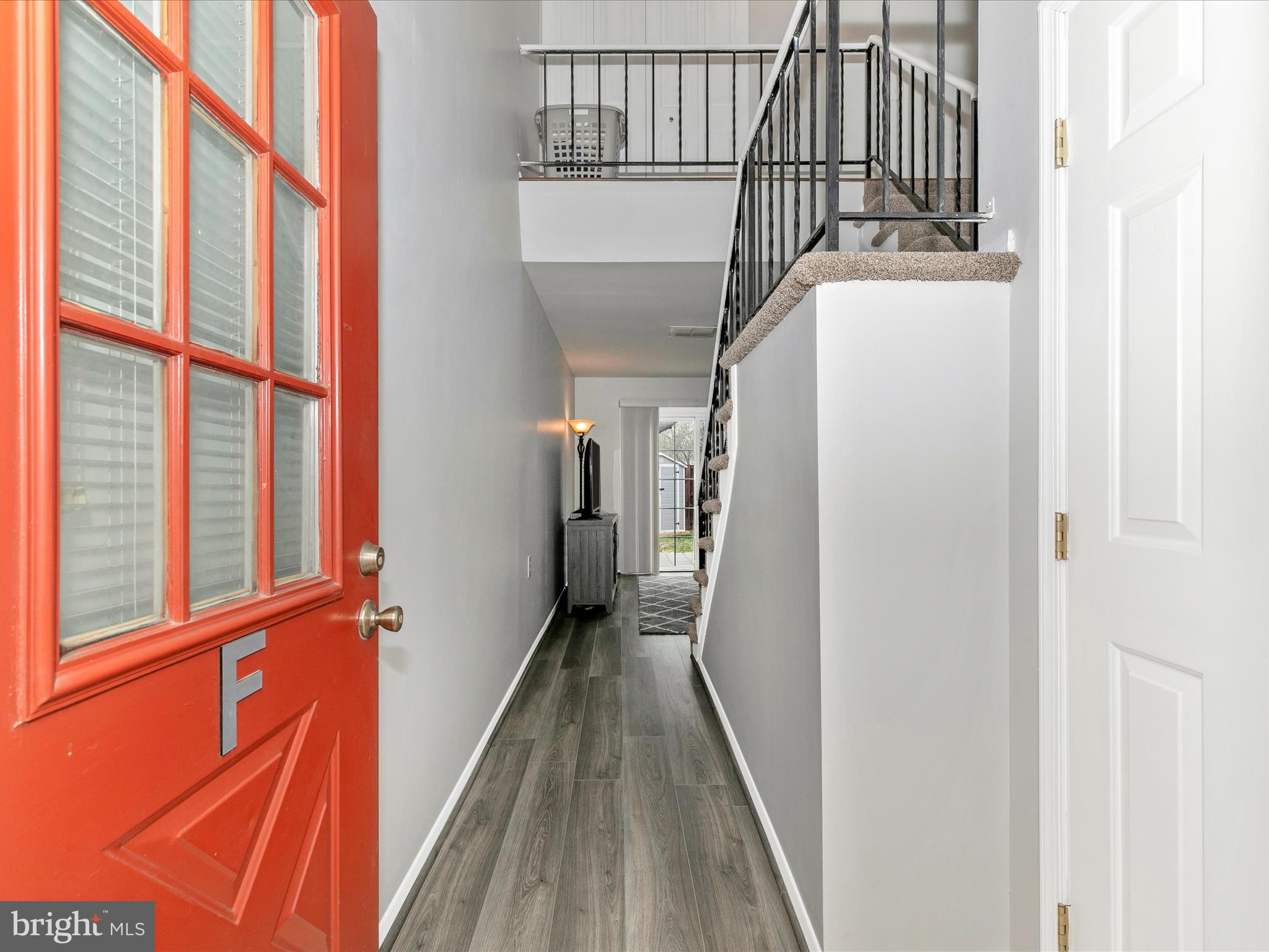 MOUNTAIN VILLAGE - Residential