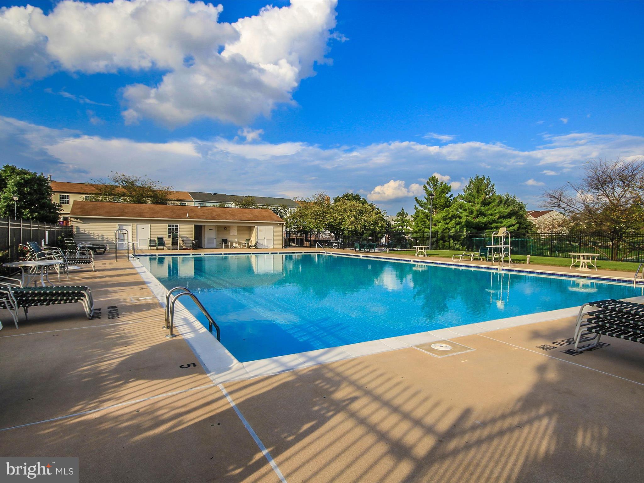 MOUNTAIN VILLAGE - Residential