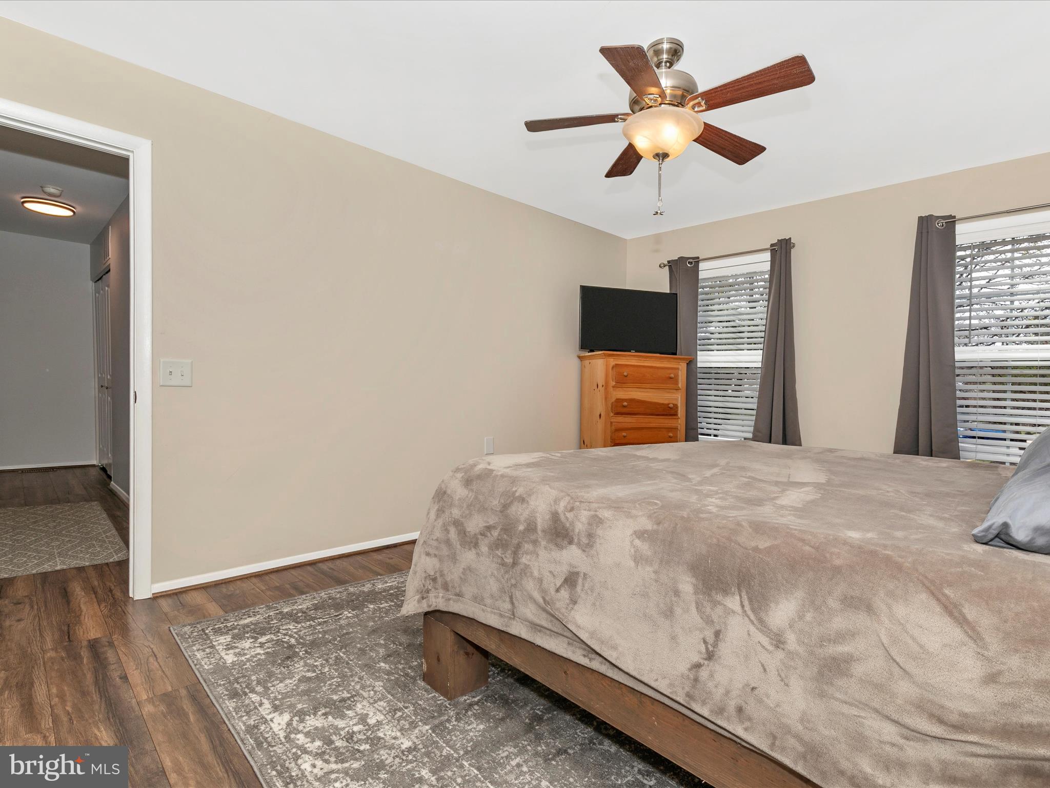 MOUNTAIN VILLAGE - Residential