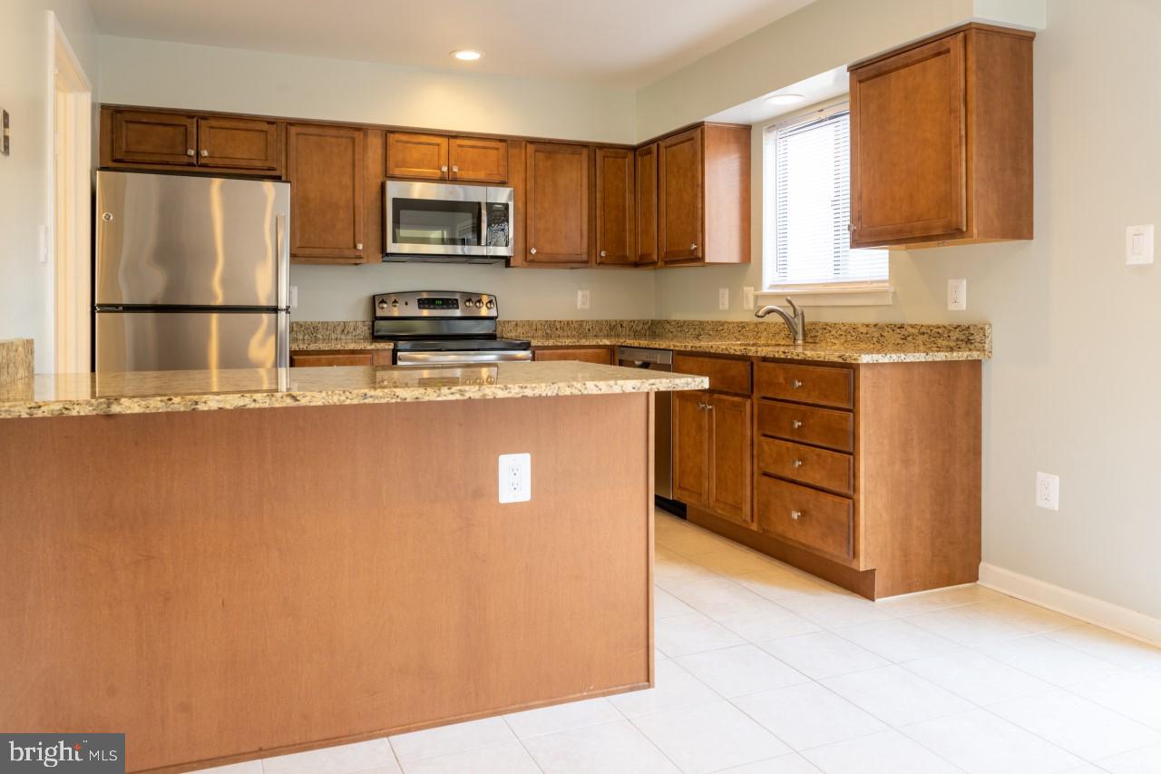 CHERRYWOOD SQUARE - Residential