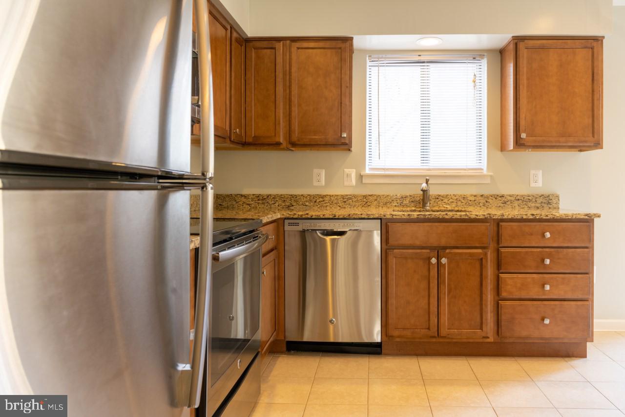 CHERRYWOOD SQUARE - Residential