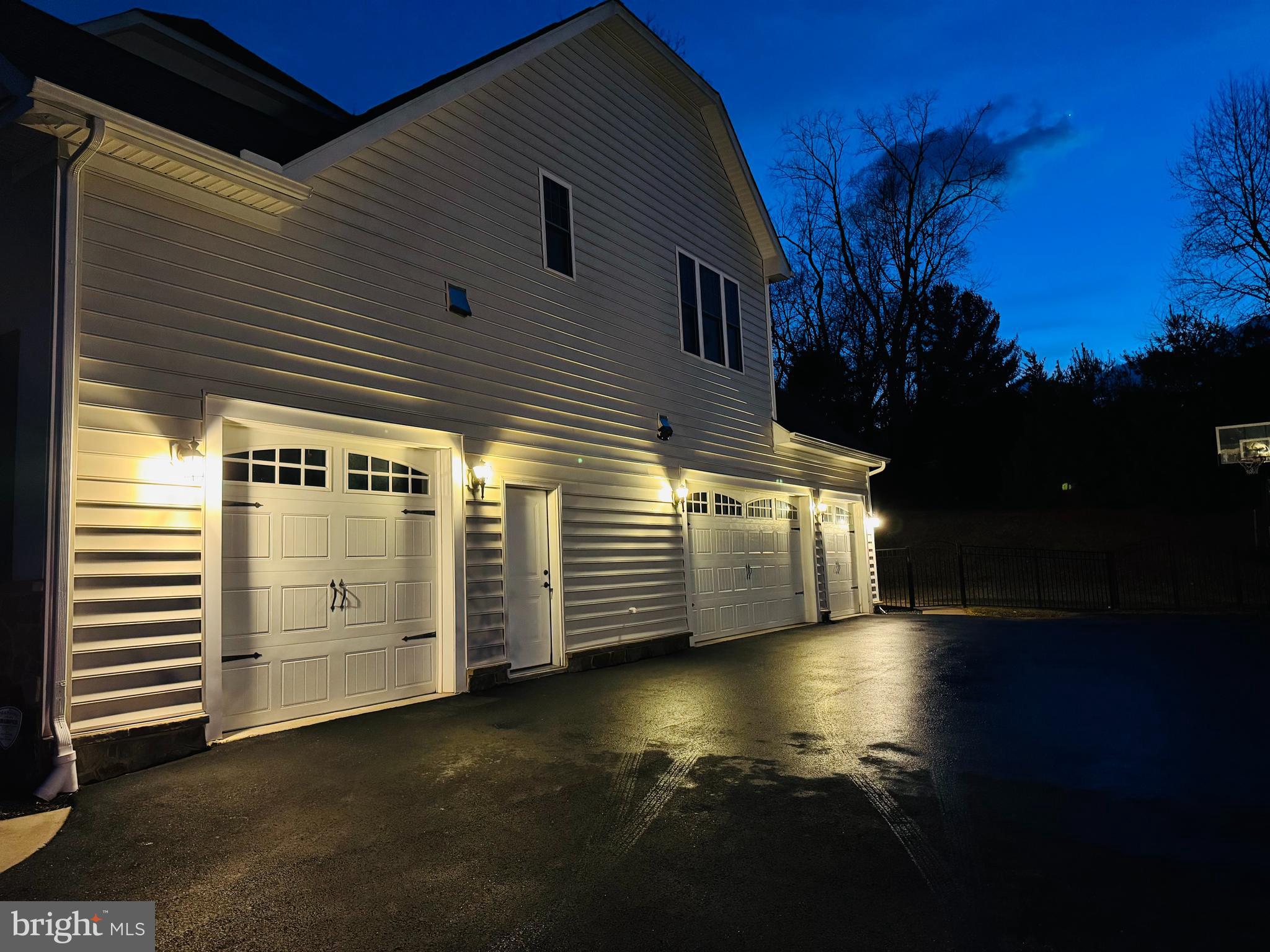 412 GLENWOOD ROAD