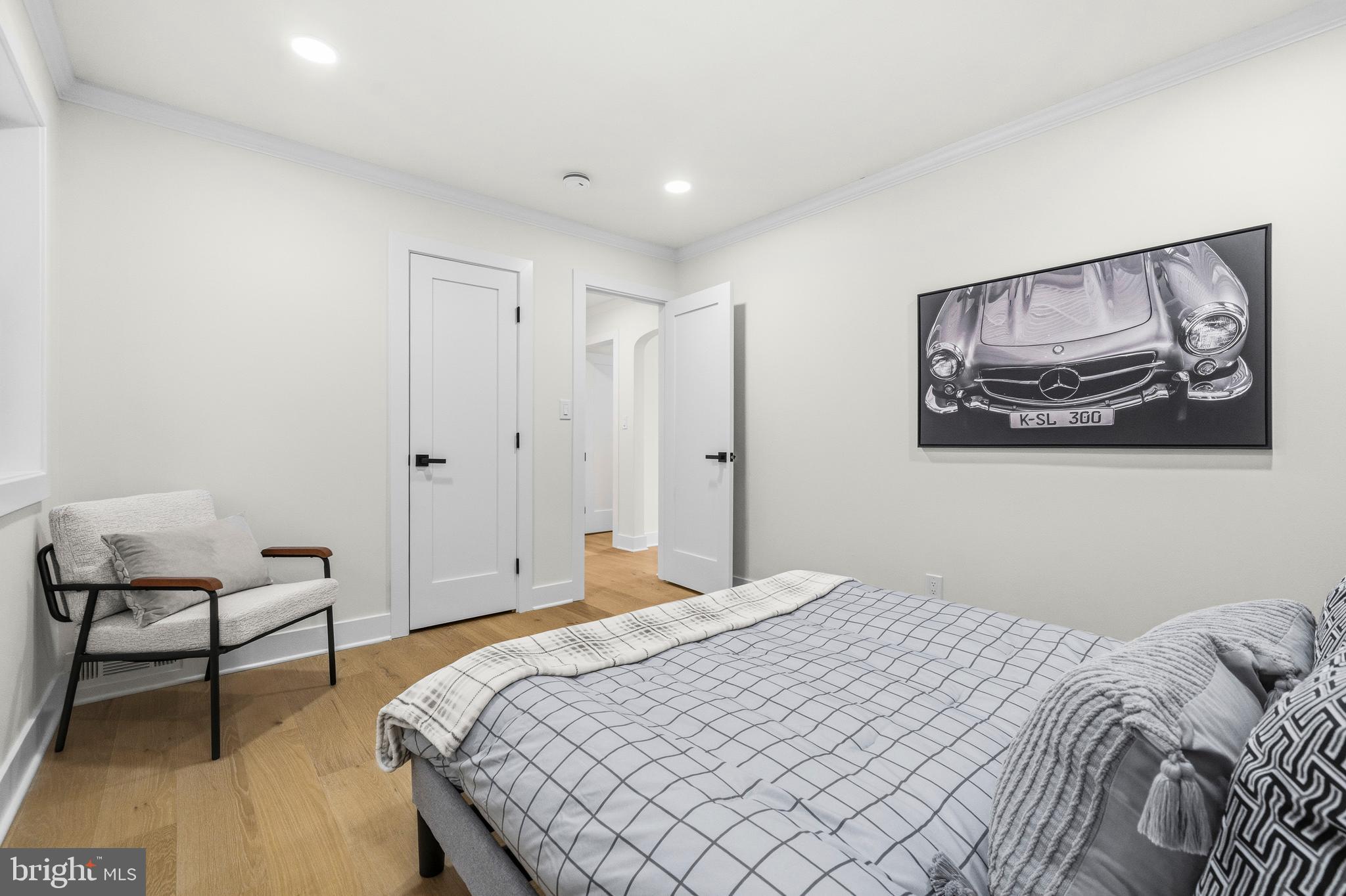 WOODACRES - Residential