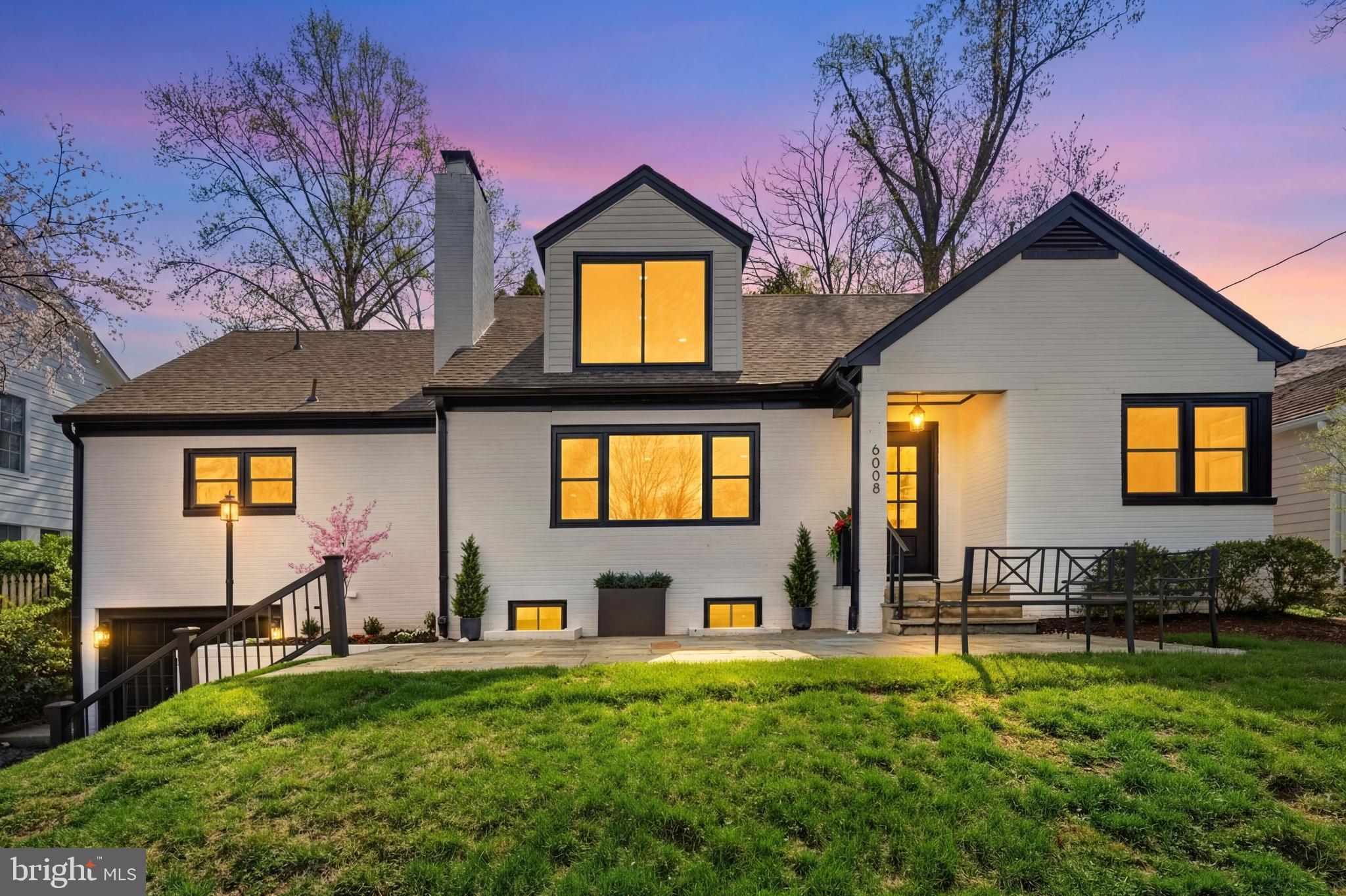 WOODACRES - Residential