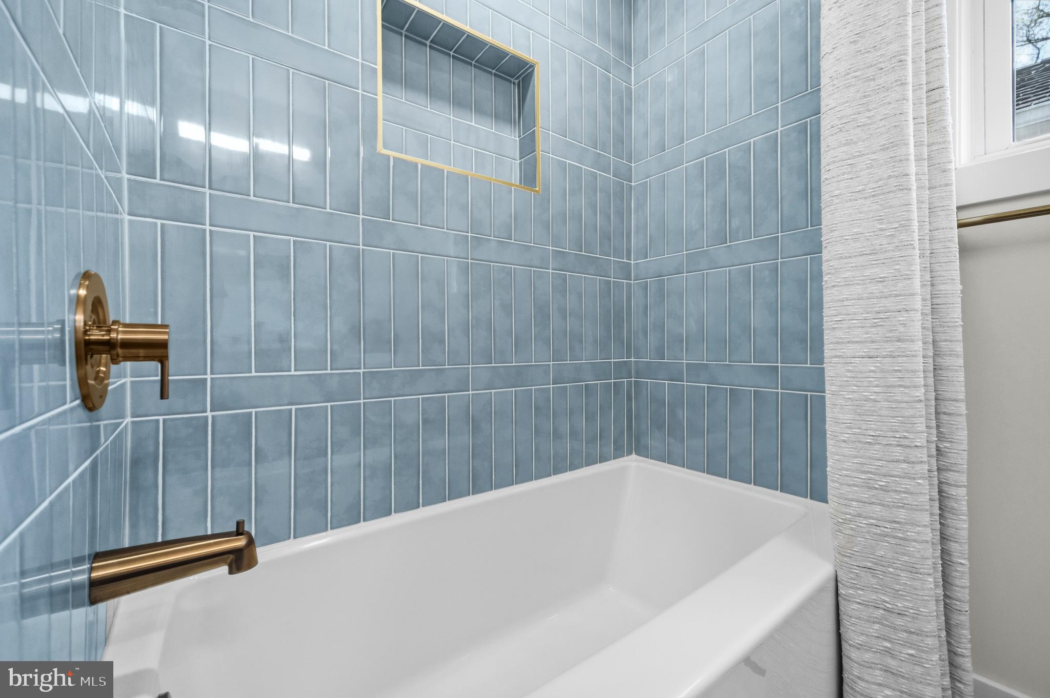 WOODACRES - Residential