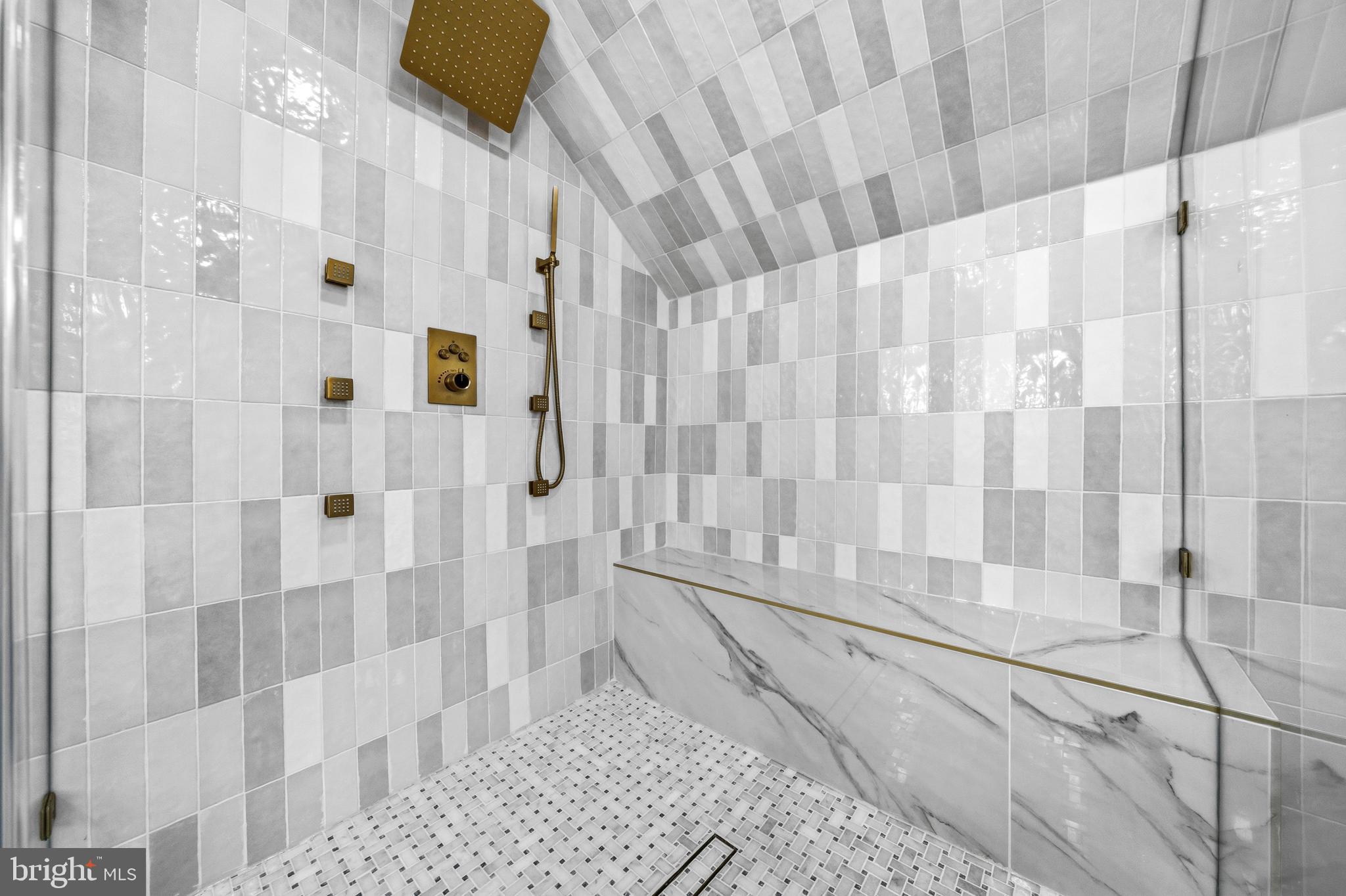 WOODACRES - Residential