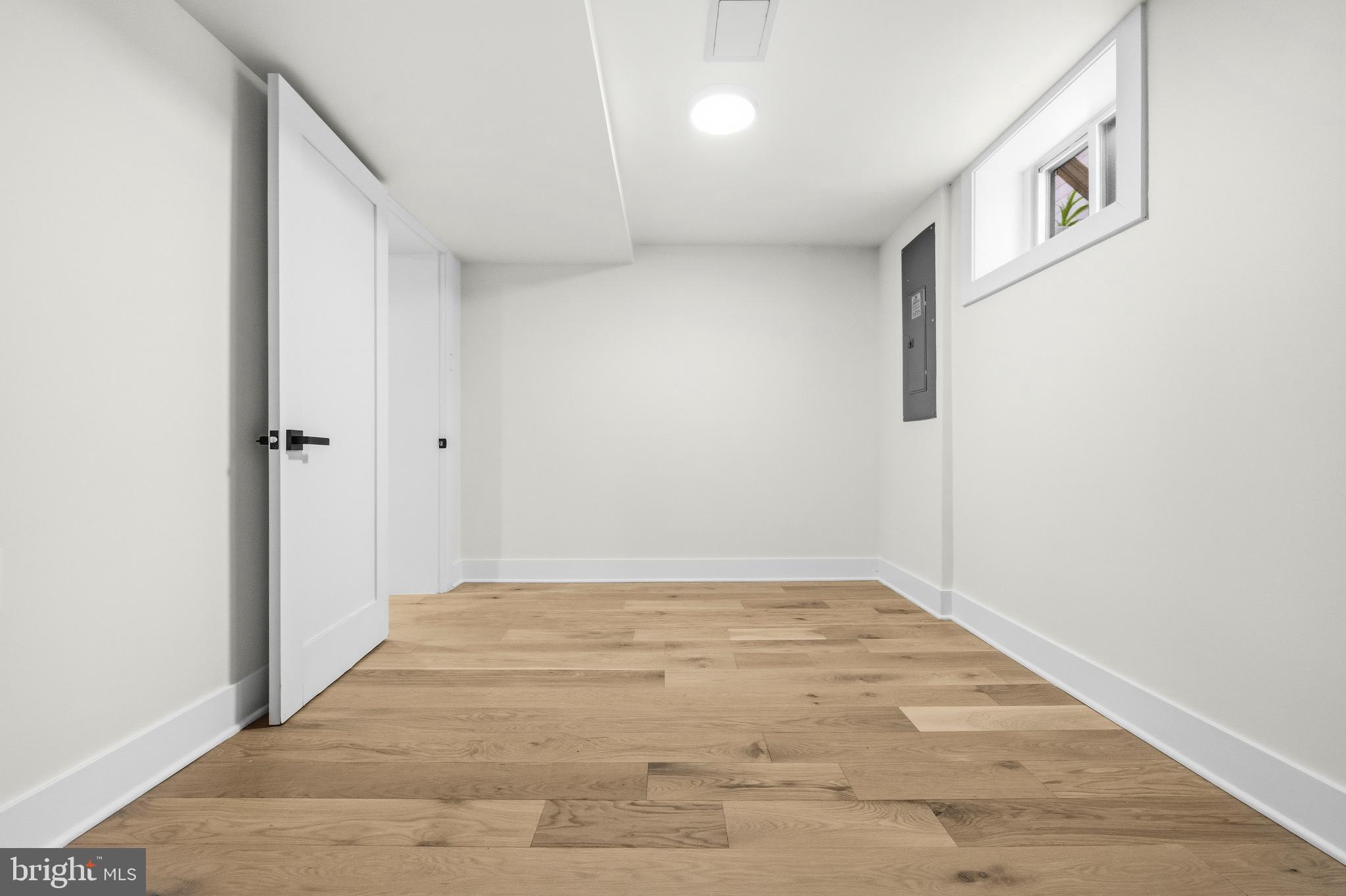 WOODACRES - Residential