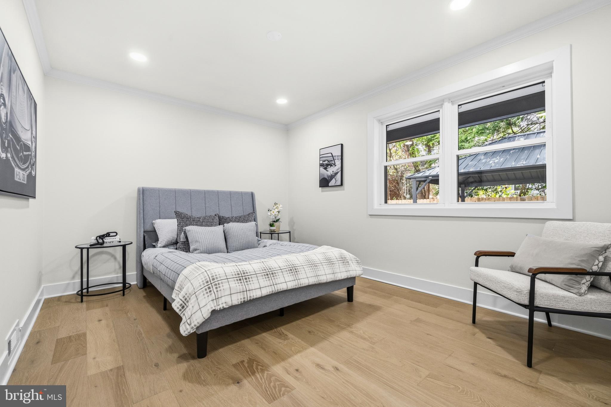 WOODACRES - Residential