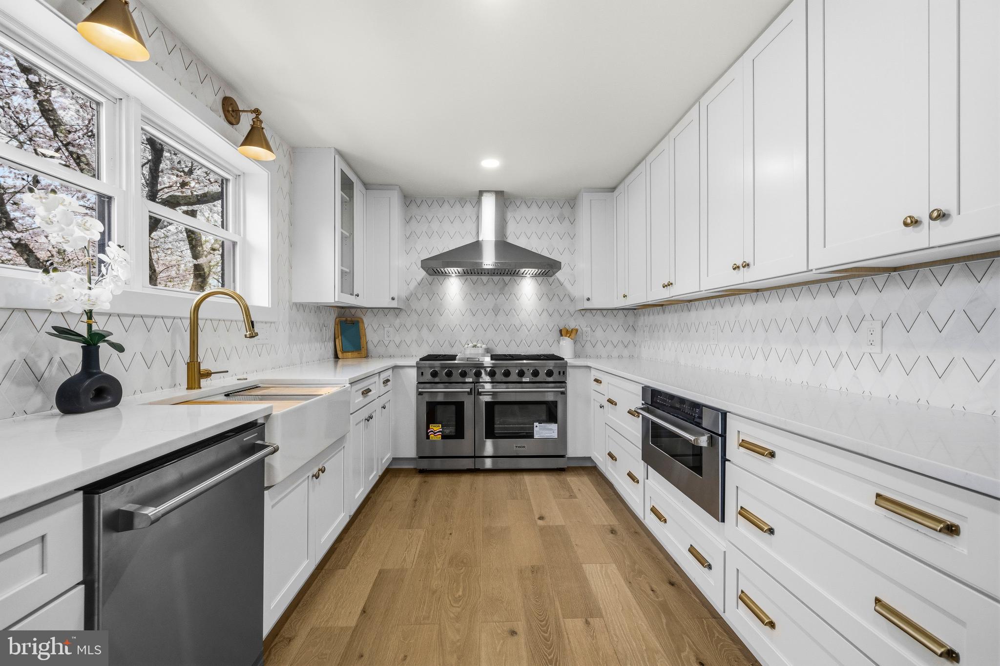 WOODACRES - Residential